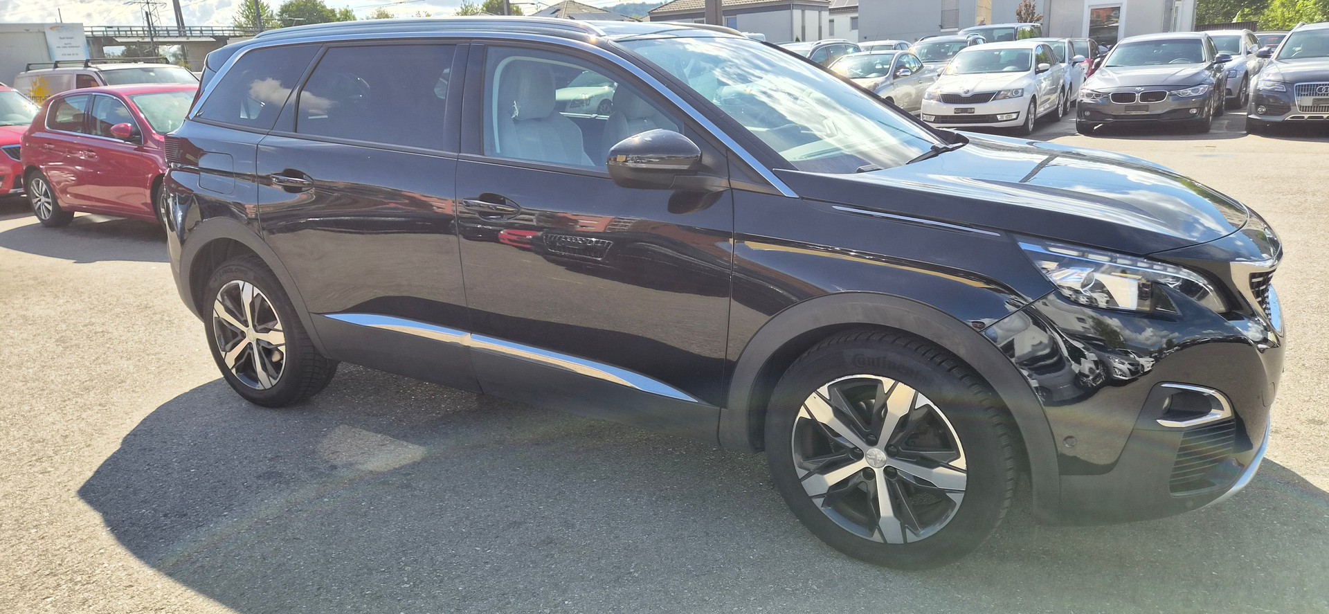 PEUGEOT 5008 1.6 THP Active EAT-image-1