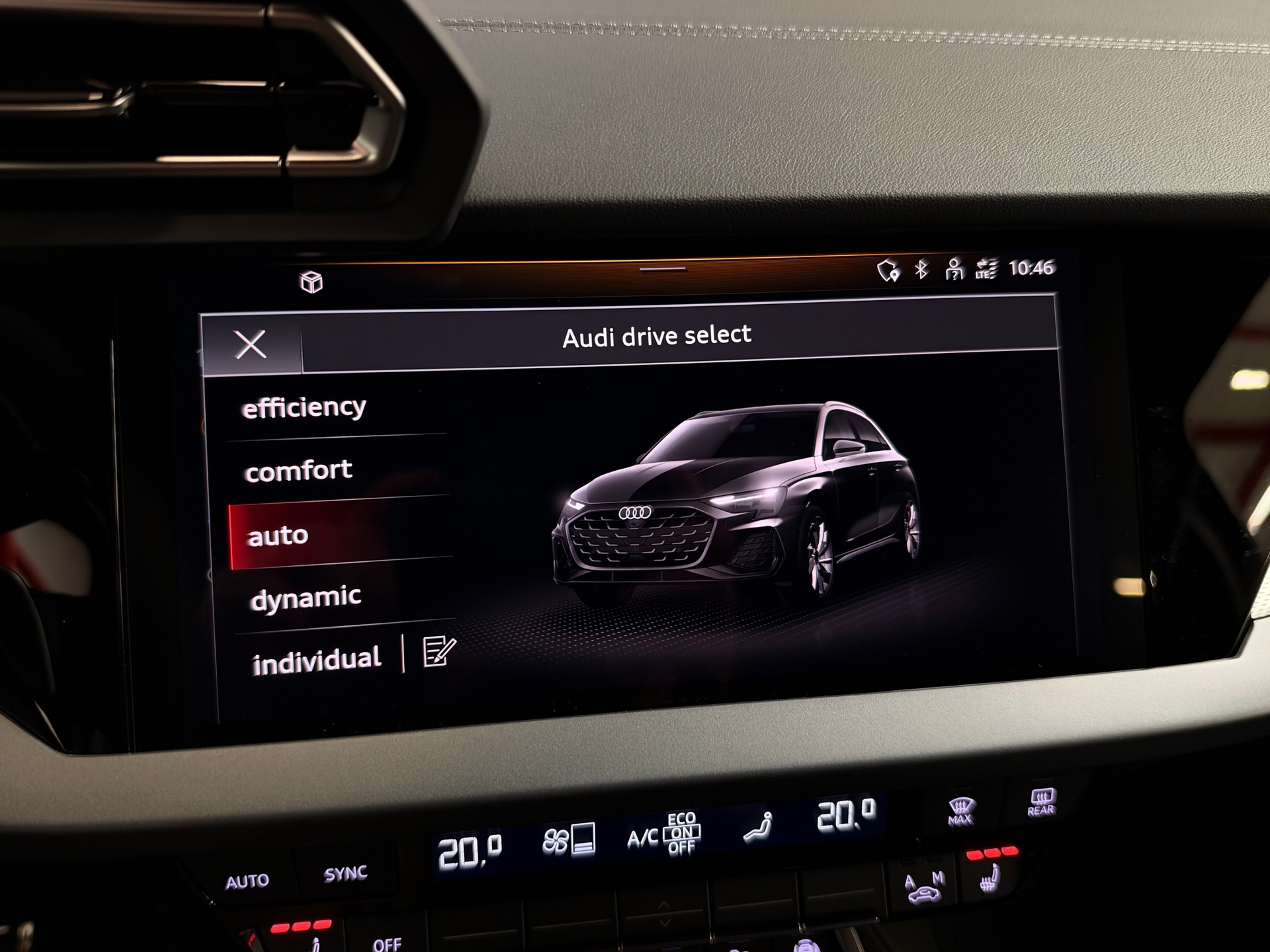 AUDI A3 Sportback 35 TFSI S line S-tronic-image-33