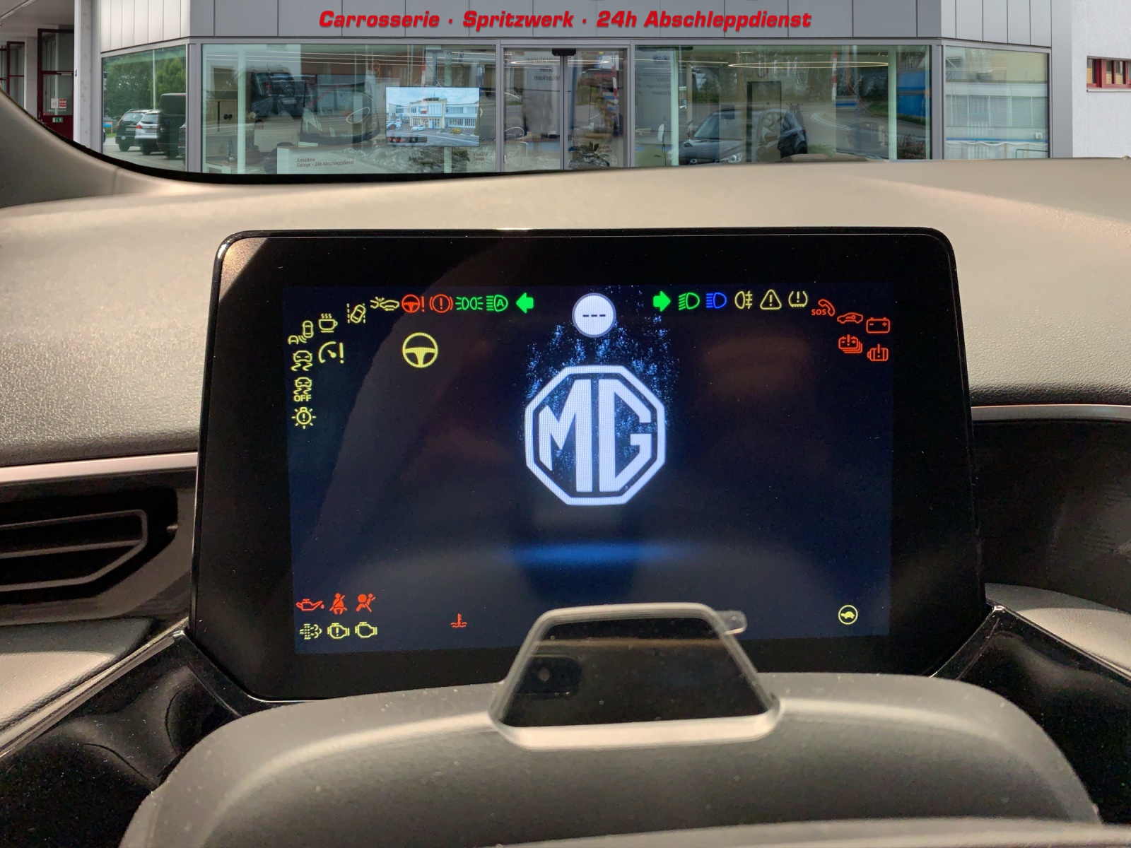 MG 3 1.5 Hybrid Luxury-image-6