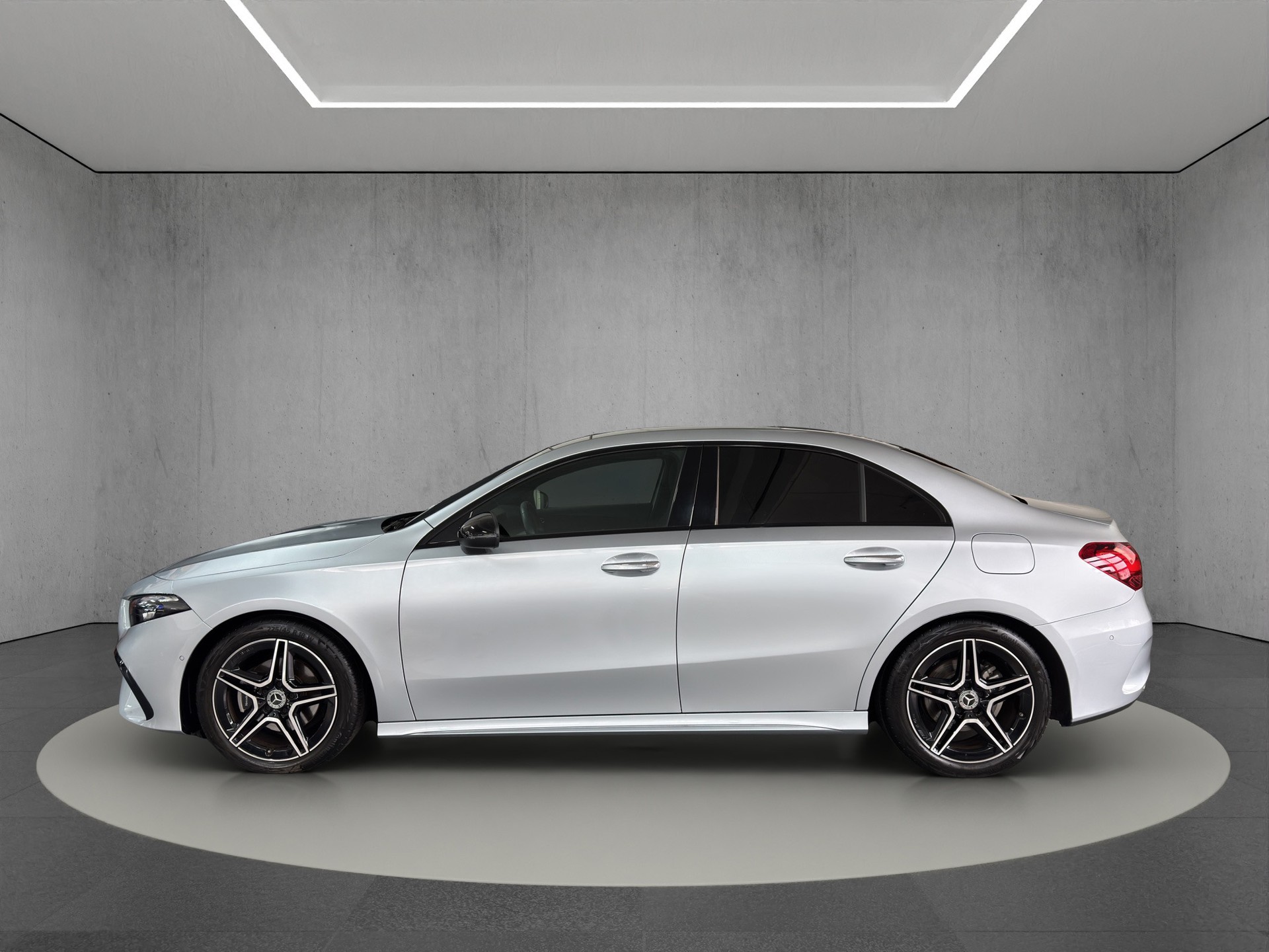 MERCEDES-BENZ A 200 Limousine 7G-DCT Night-Paket "Pano-RF.-Kamera-Multibeam LED"-image-2