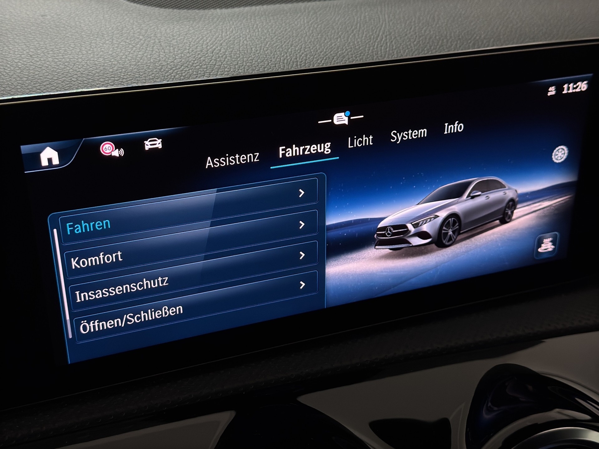 MERCEDES-BENZ A 200 Limousine 7G-DCT Night-Paket "Pano-RF.-Kamera-Multibeam LED"-image-24