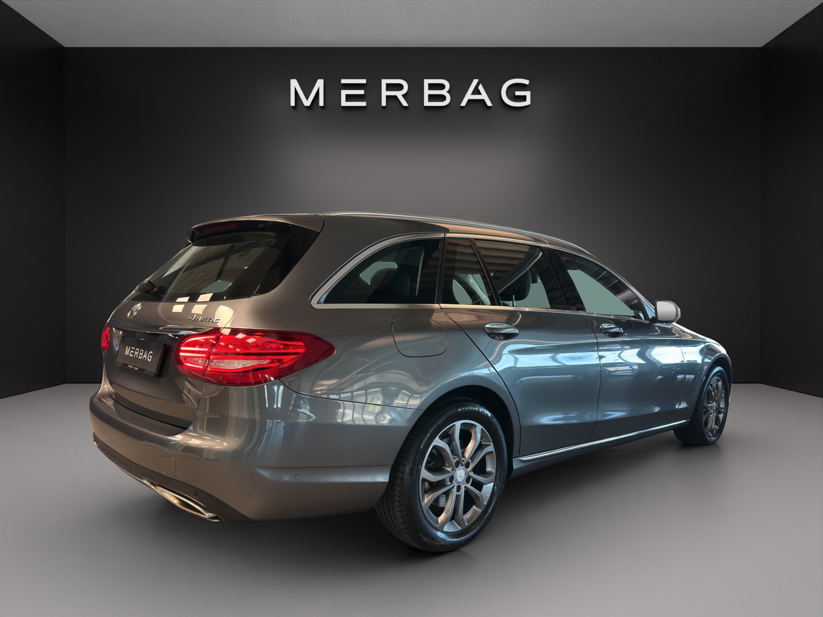 MERCEDES-BENZ C 400 4Matic-image-5