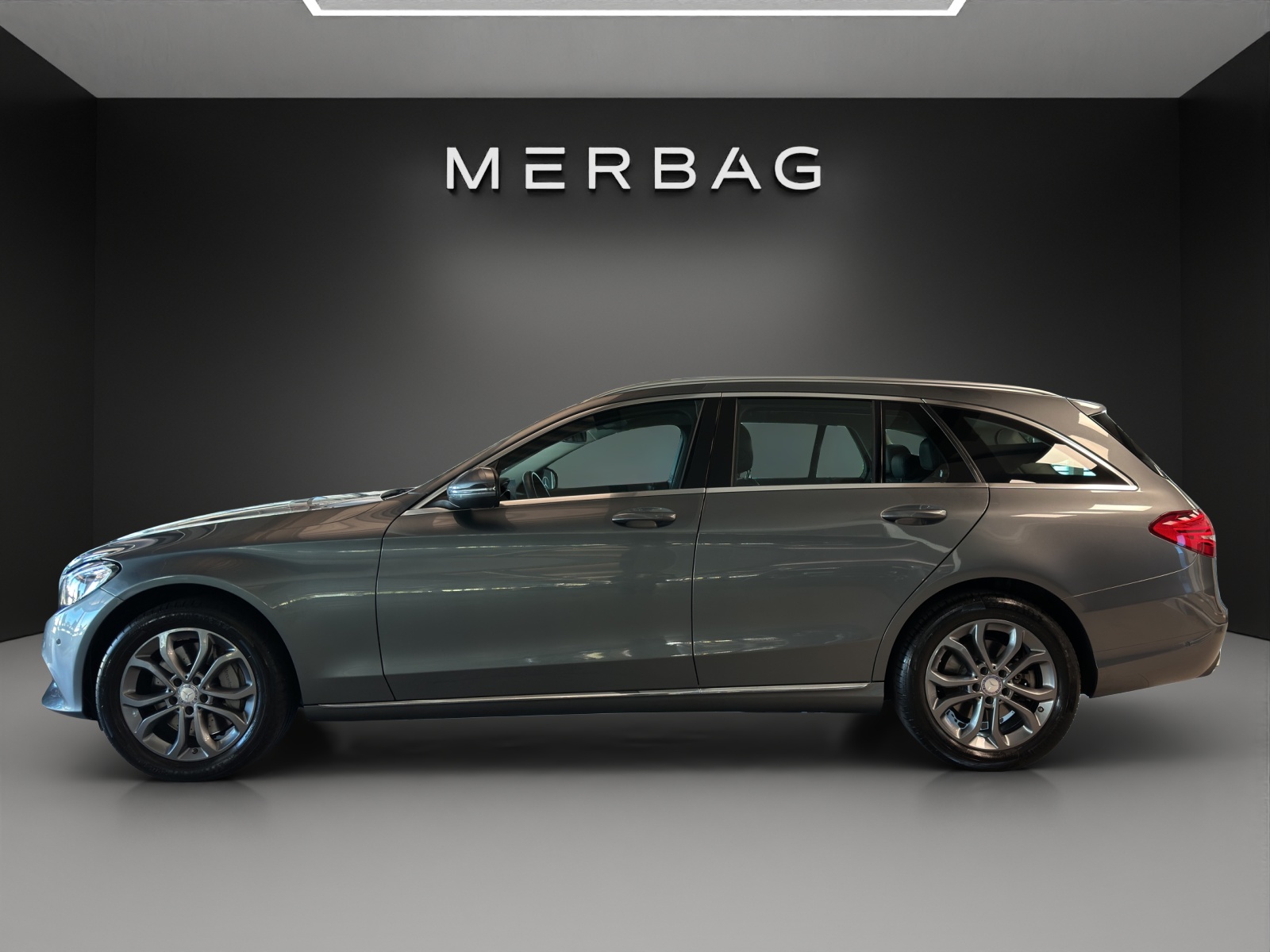 MERCEDES-BENZ C 400 4Matic-image-2