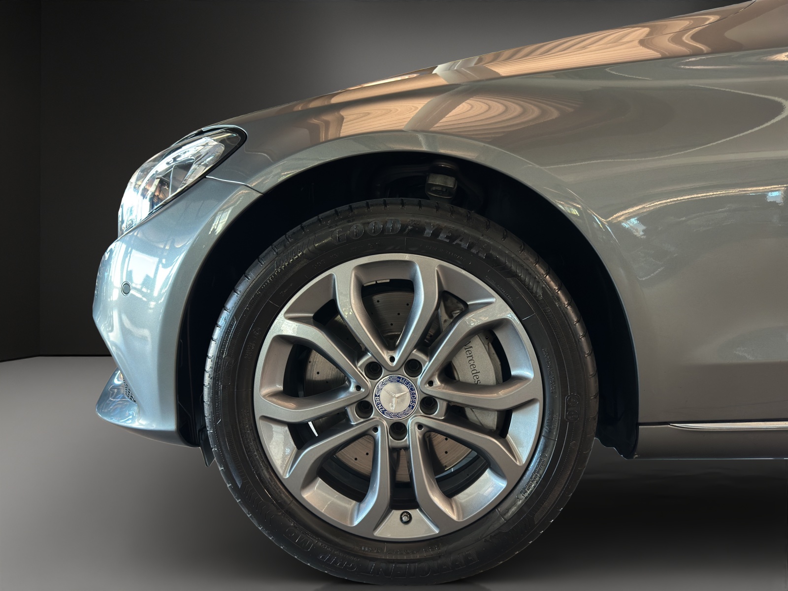 MERCEDES-BENZ C 400 4Matic-image-7