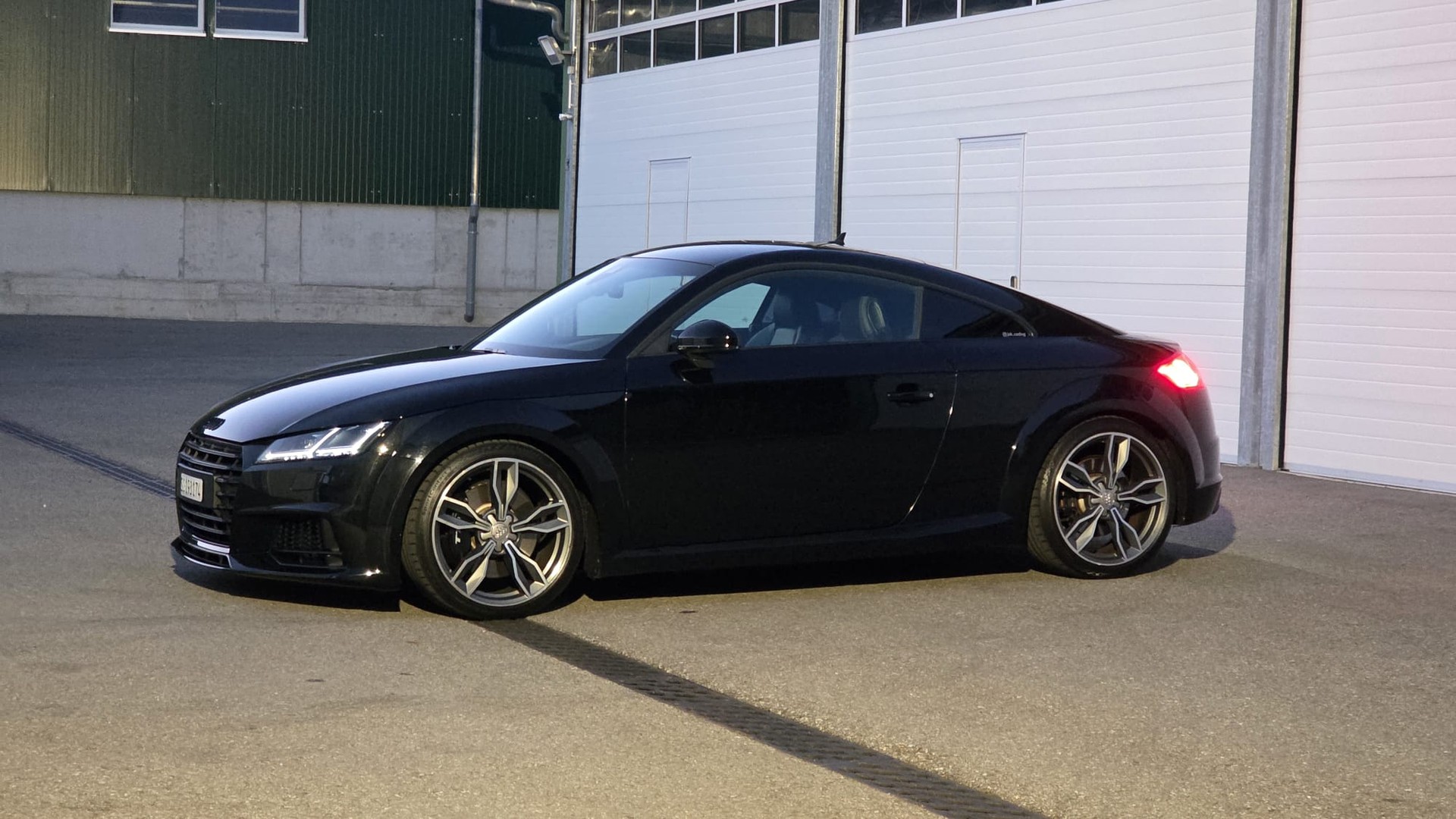 AUDI 2.0 TFSI quattro S-Tronic-image-1