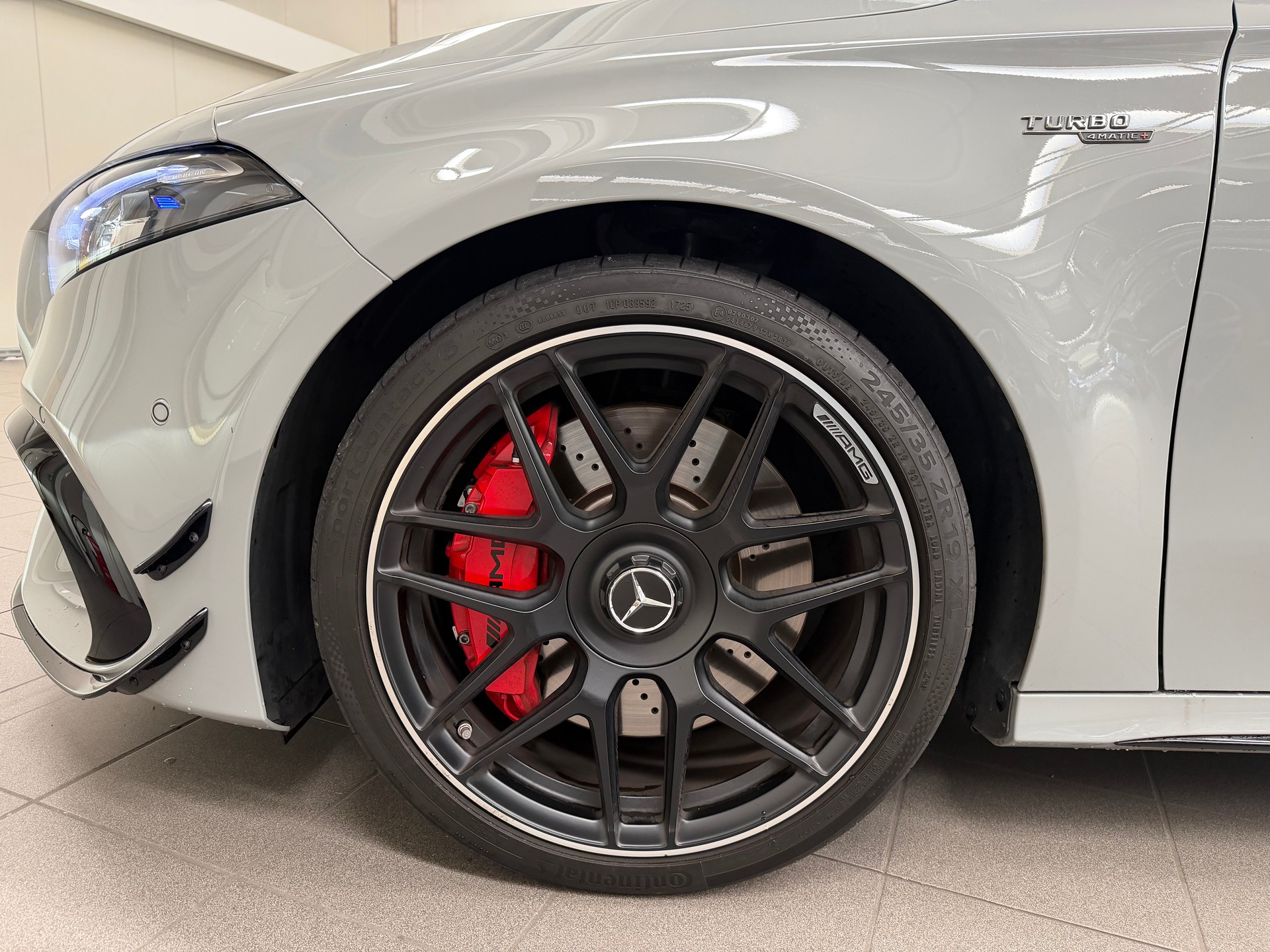 MERCEDES-BENZ A AMG 45 S 4Matic+ 8G-DCT-image-4