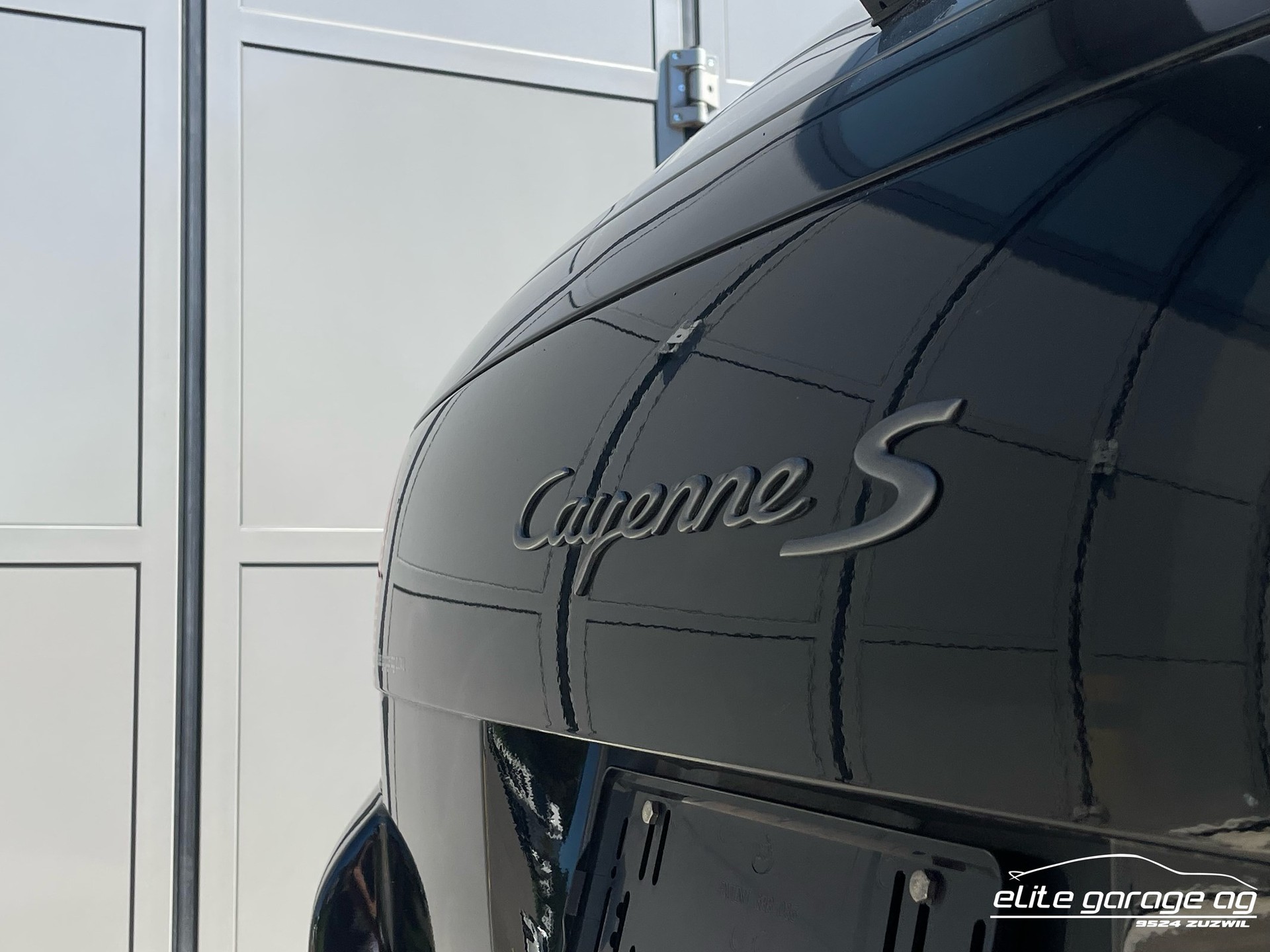 PORSCHE Cayenne S-image-5