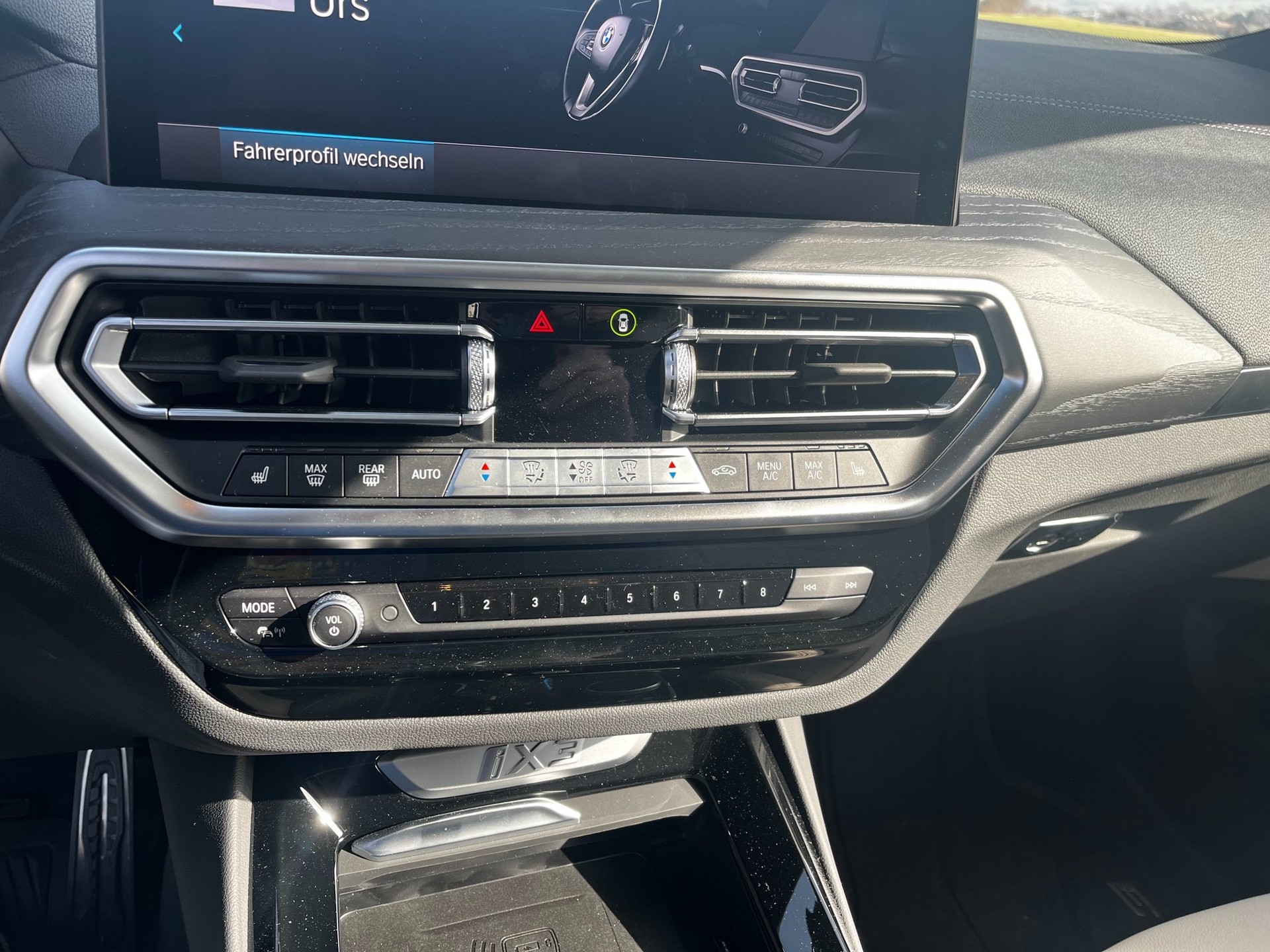 BMW iX3 Impressive-image-10