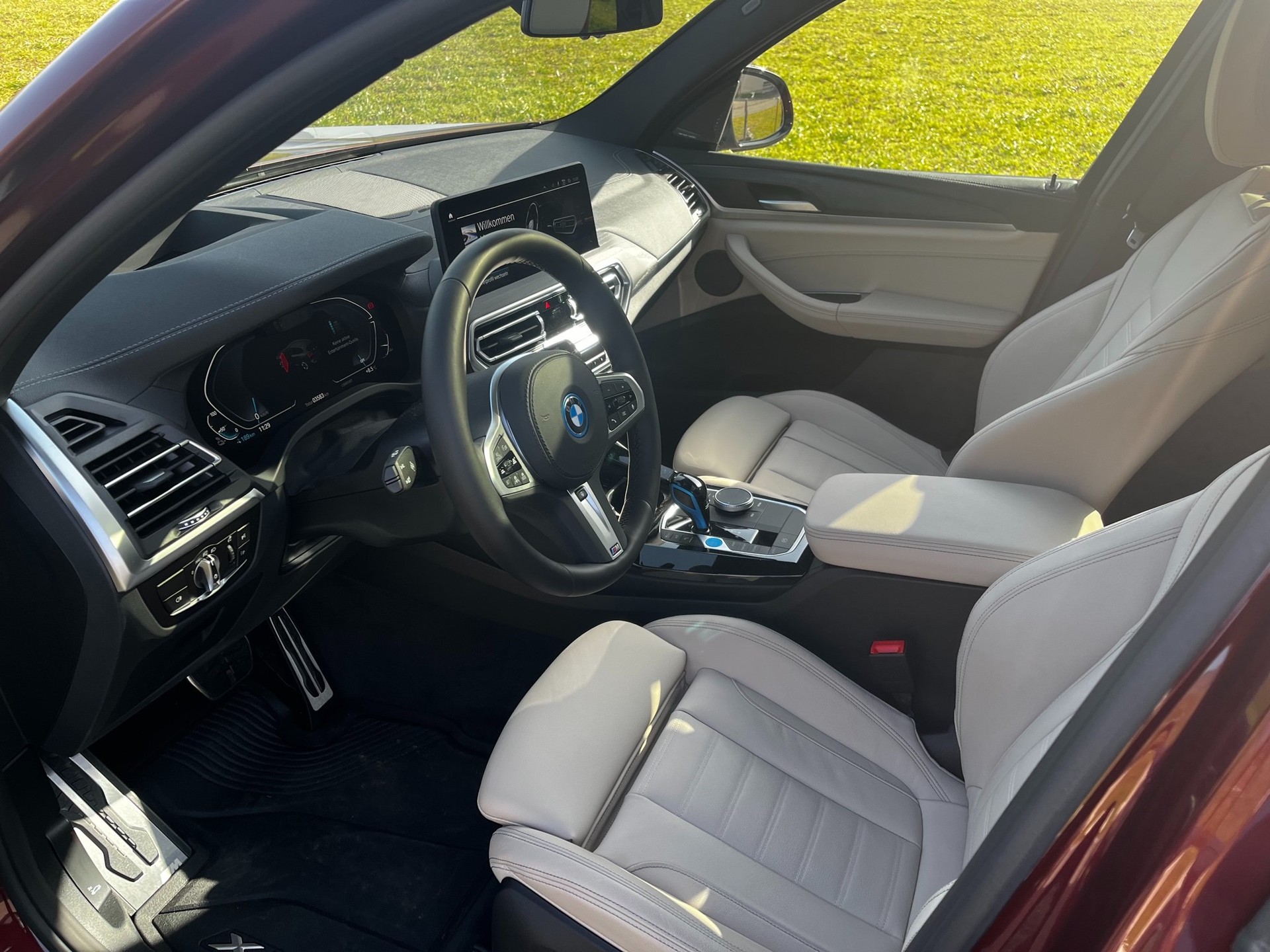BMW iX3 Impressive-image-6