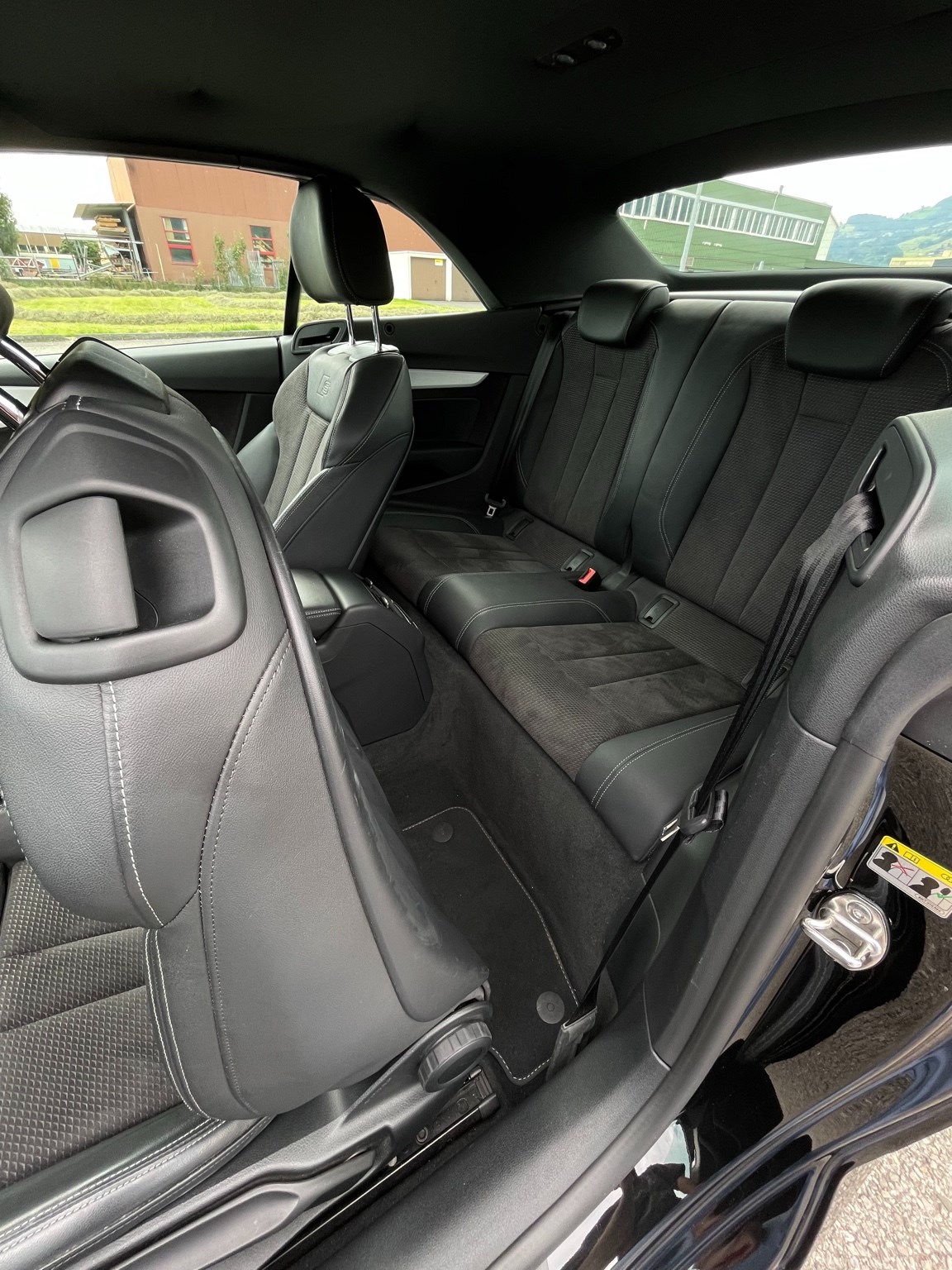AUDI A5 Cabriolet 3.0 TDI Sport tiptronic quattro-image-9