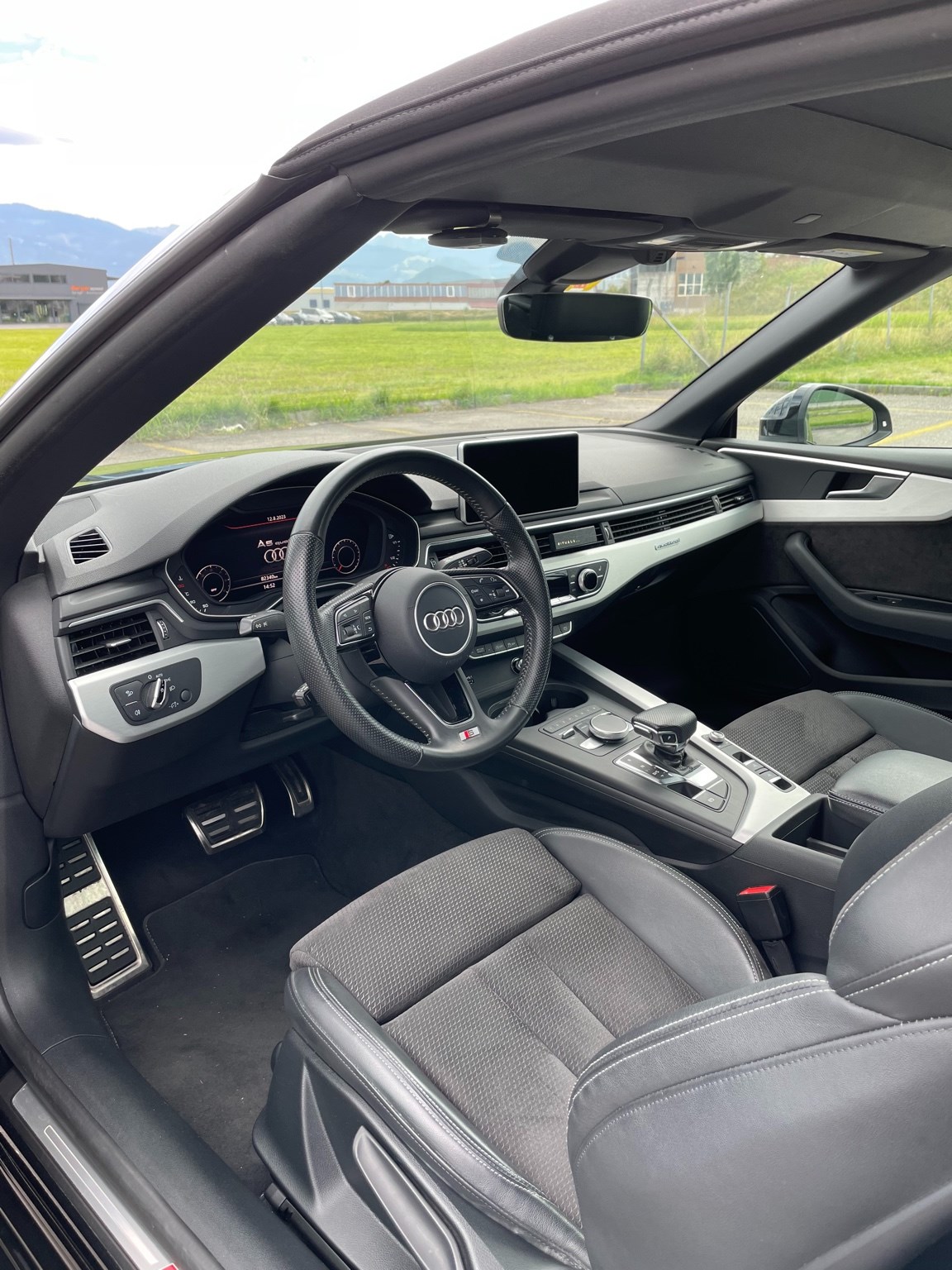 AUDI A5 Cabriolet 3.0 TDI Sport tiptronic quattro-image-8