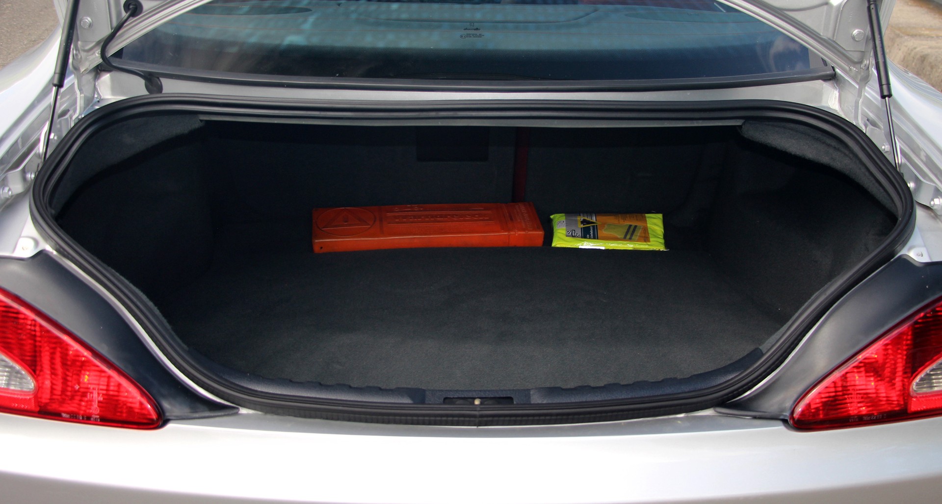 PEUGEOT 406 Coupé 3.0 V6 Pack-image-13