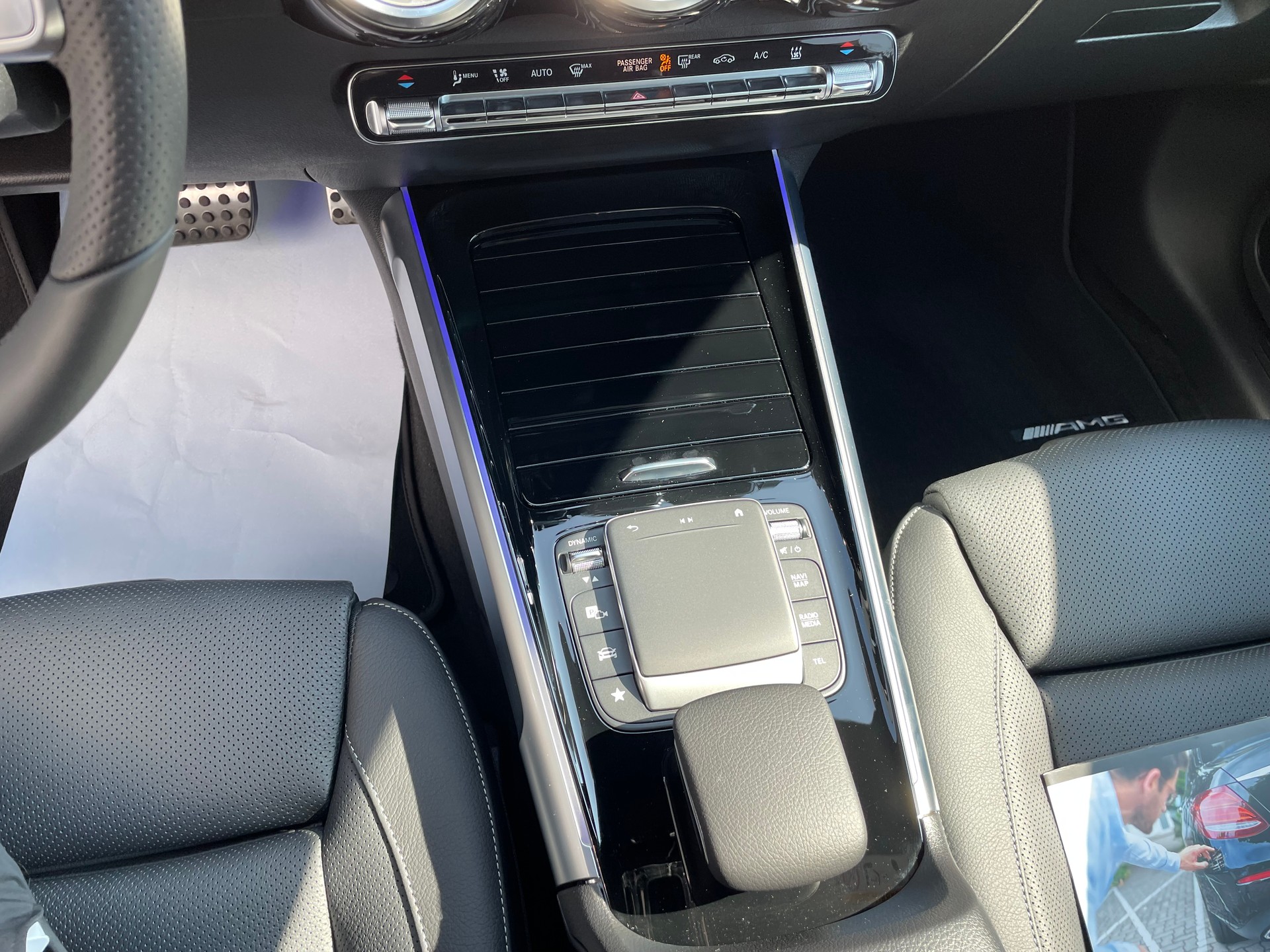 MERCEDES-BENZ EQB 350 AMG Line 4Matic-image-6