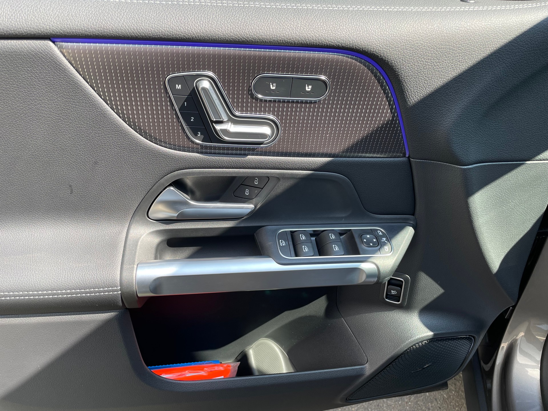 MERCEDES-BENZ EQB 350 AMG Line 4Matic-image-13