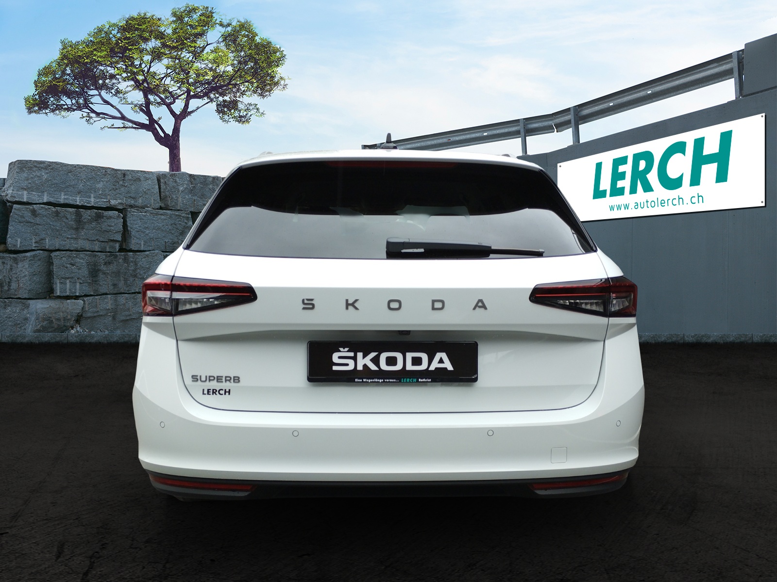 SKODA Superb Combi 2.0 TDi Selection DSG-image-4