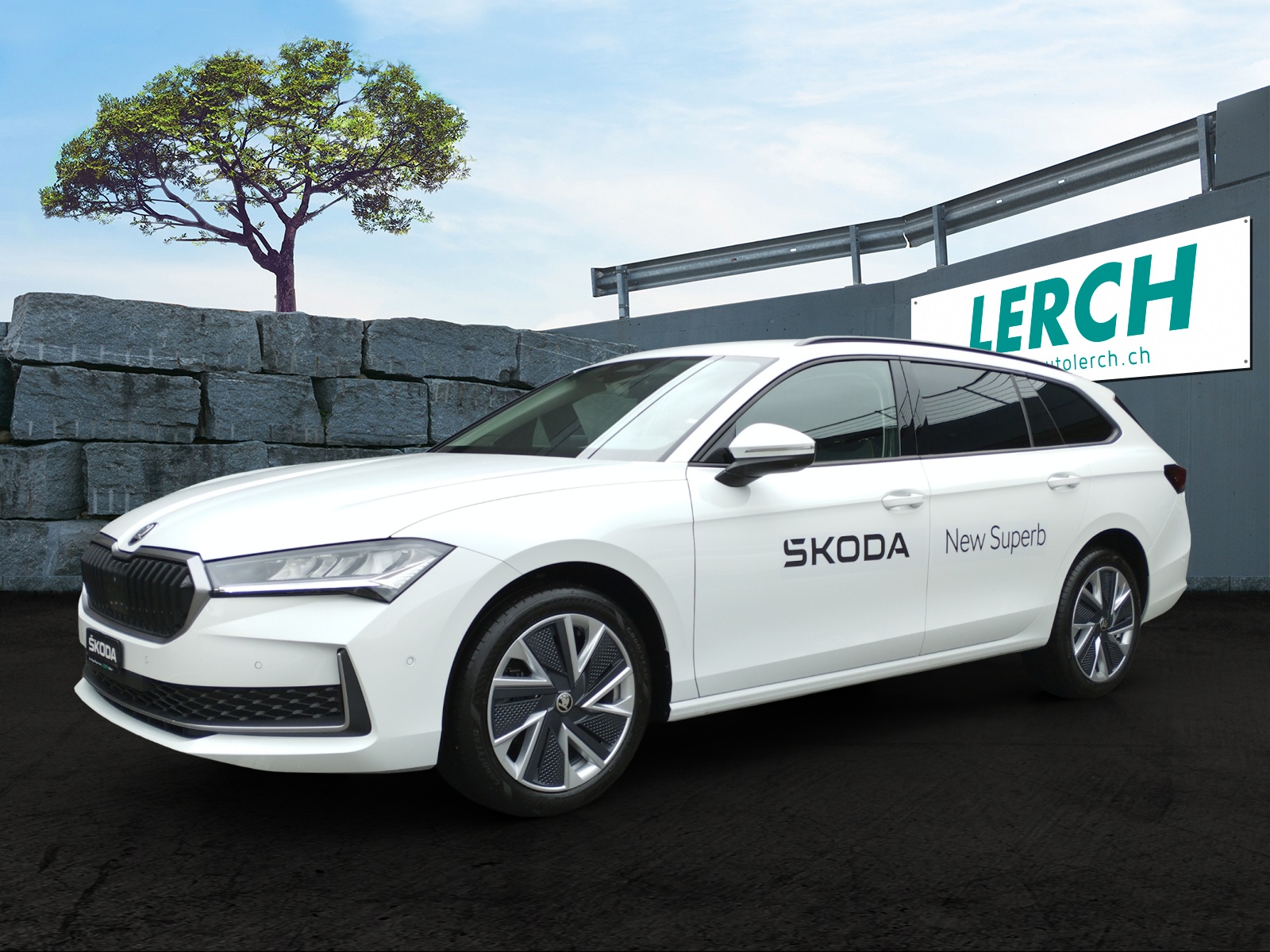 SKODA Superb Combi 2.0 TDi Selection DSG-image-0