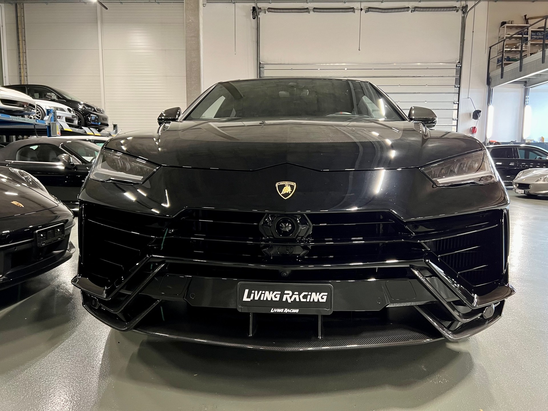 LAMBORGHINI Urus E-Gear Performante *Carbone*-image-4