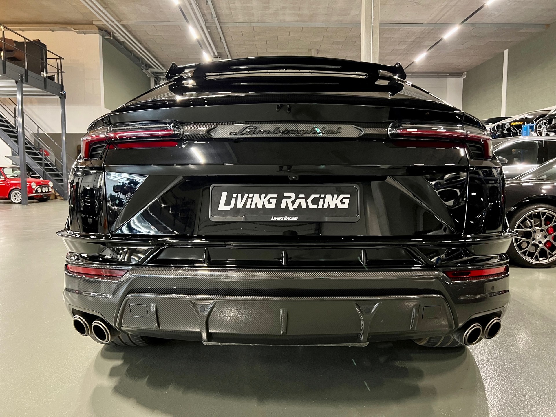 LAMBORGHINI Urus E-Gear Performante *Carbone*-image-3