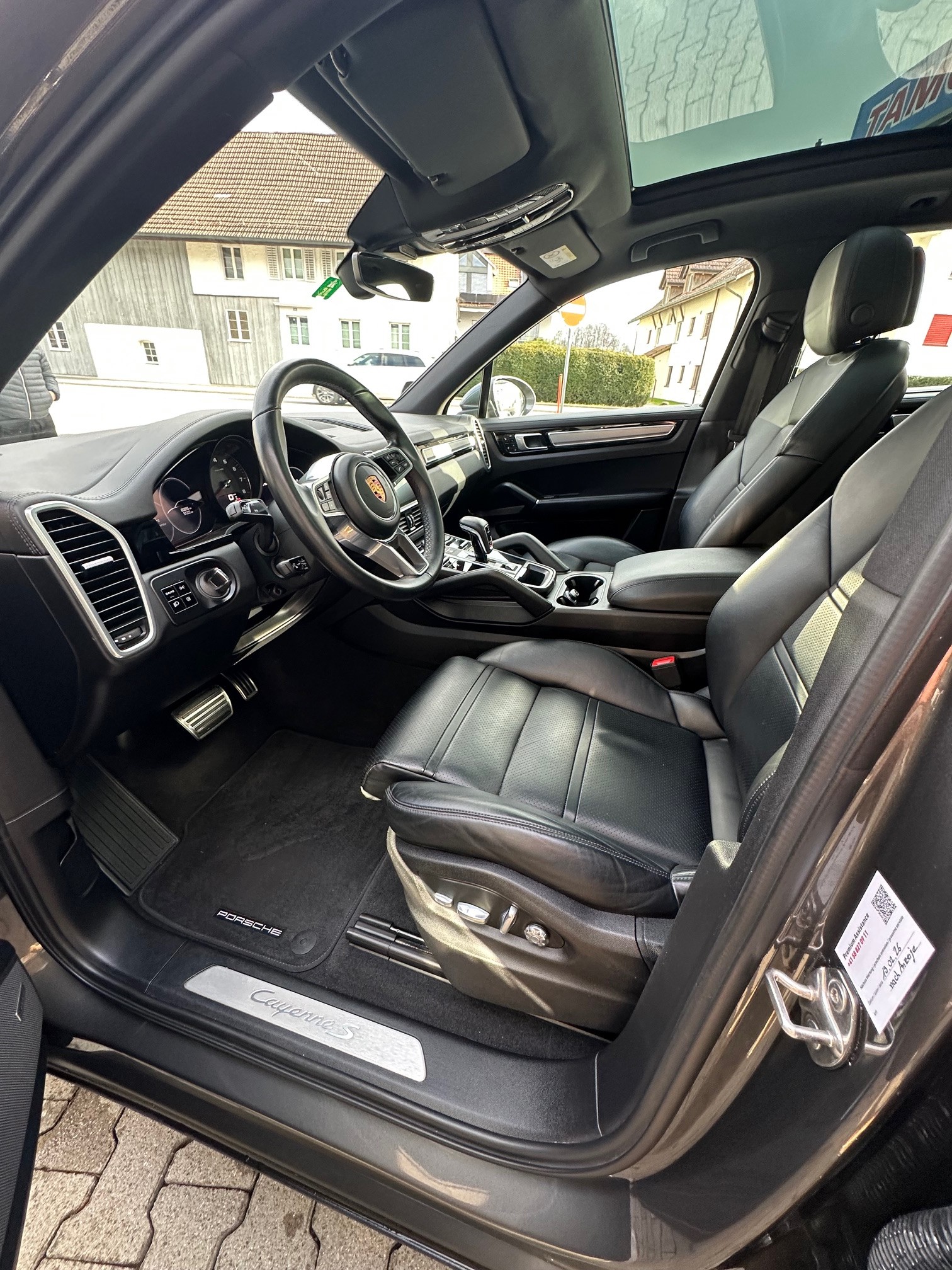 PORSCHE Cayenne S-image-7
