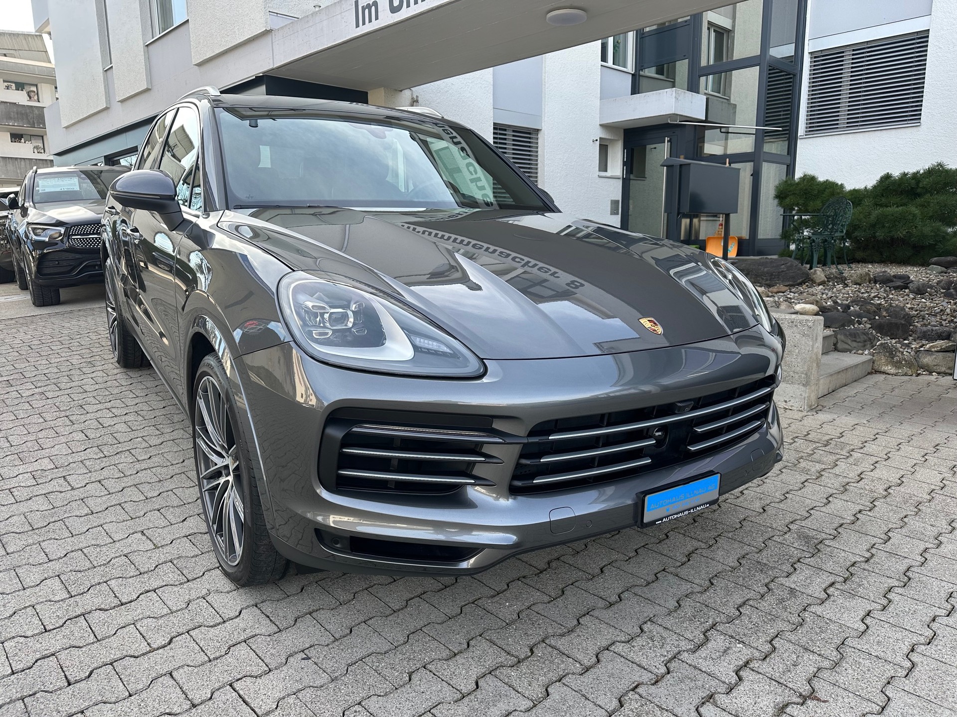 PORSCHE Cayenne S-image-0