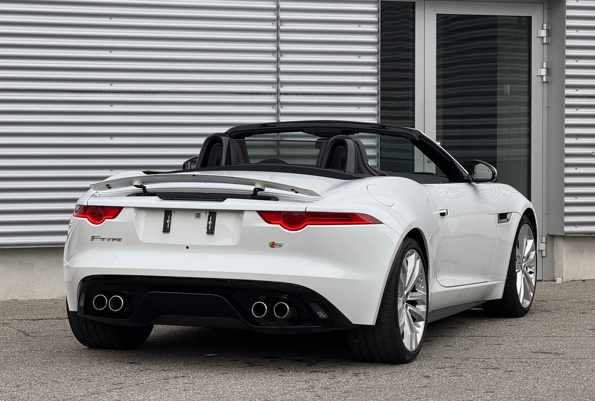 JAGUAR F-Type Convertible S 5.0 V8 S/C-image-6
