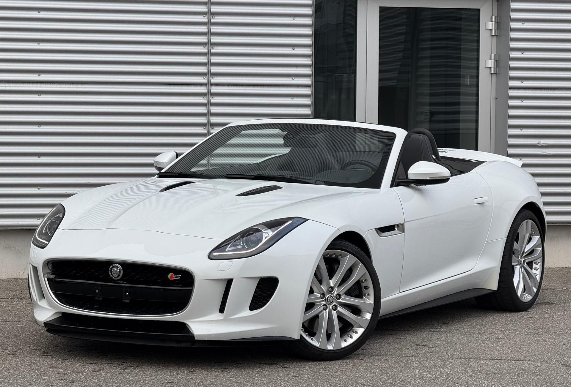 JAGUAR F-Type Convertible S 5.0 V8 S/C-image-0
