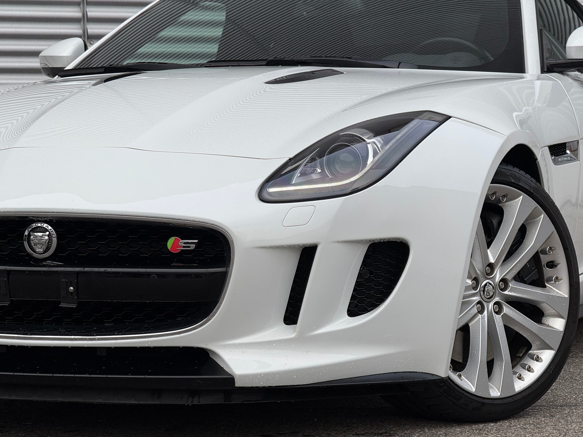 JAGUAR F-Type Convertible S 5.0 V8 S/C-image-3
