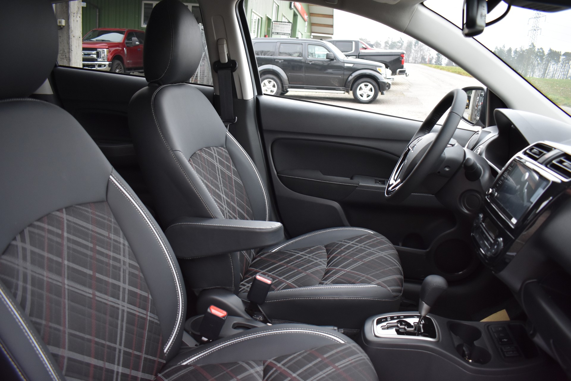 MITSUBISHI Space Star 1.2 CVT Intense-image-9