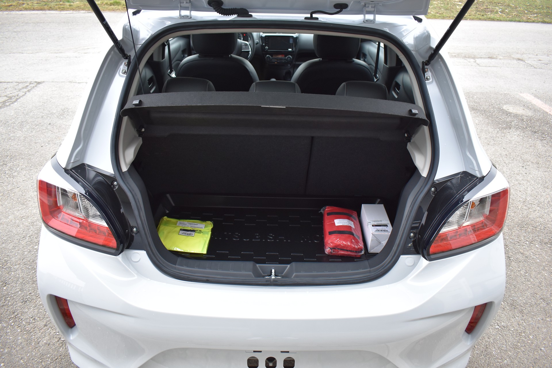 MITSUBISHI Space Star 1.2 CVT Intense-image-6