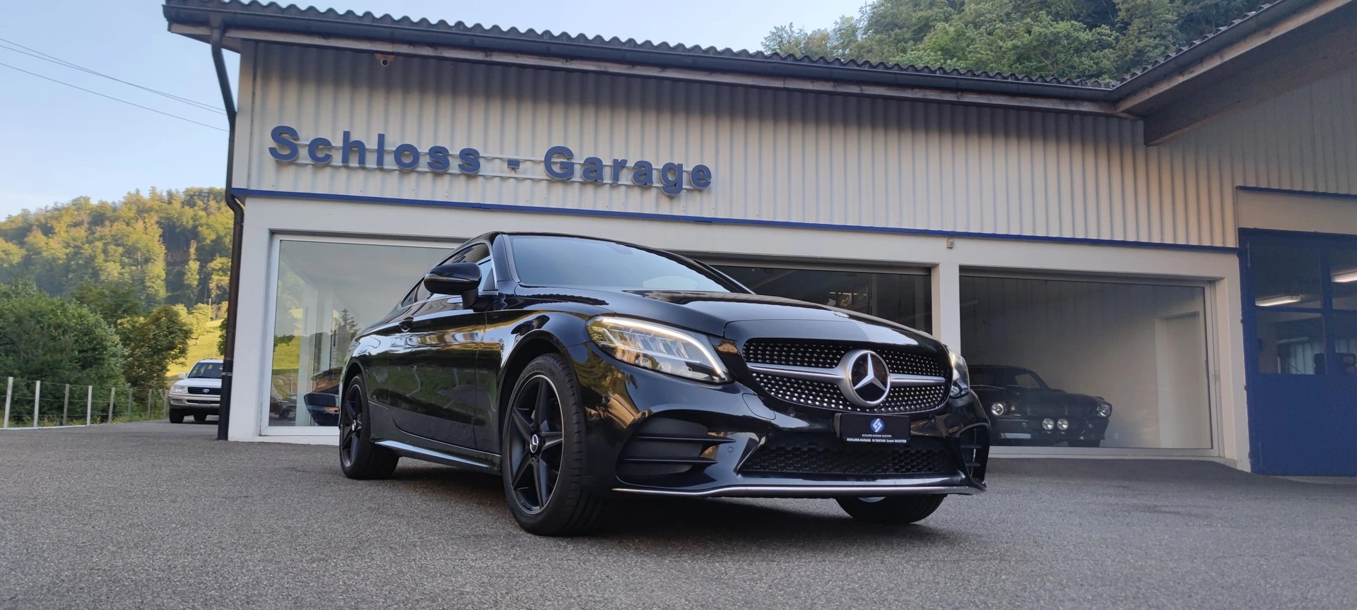 MERCEDES-BENZ C 180 AMG Line Coupé-showroom-element-2