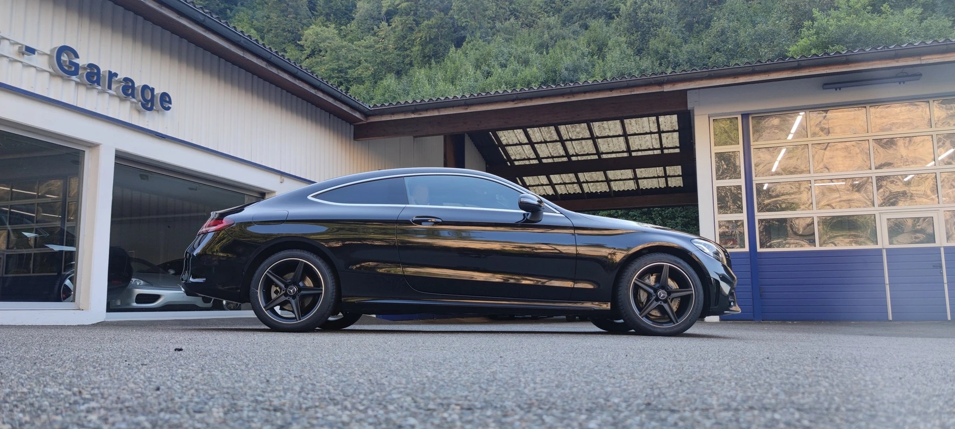 MERCEDES-BENZ C 180 AMG Line Coupé-image-15