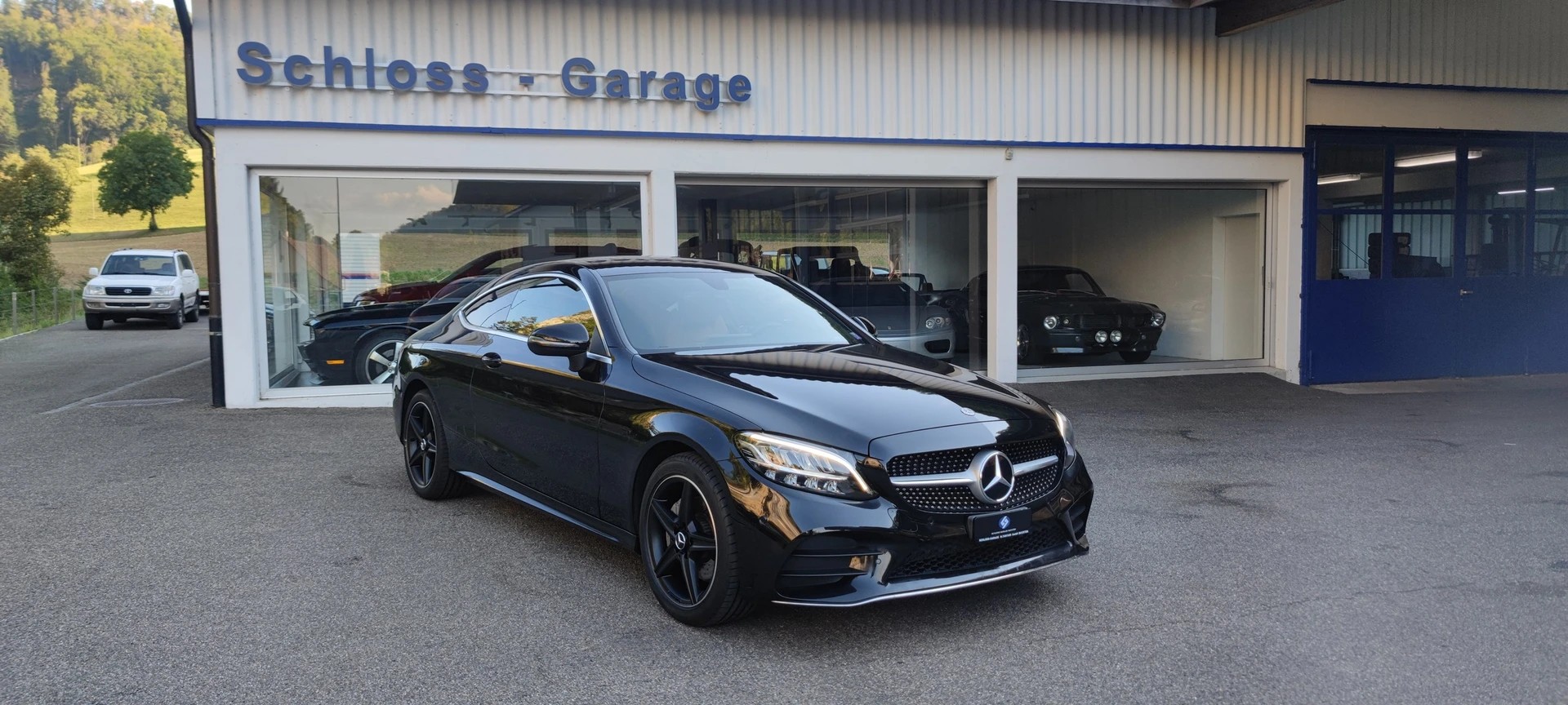 MERCEDES-BENZ C 180 AMG Line Coupé-showroom-element-1
