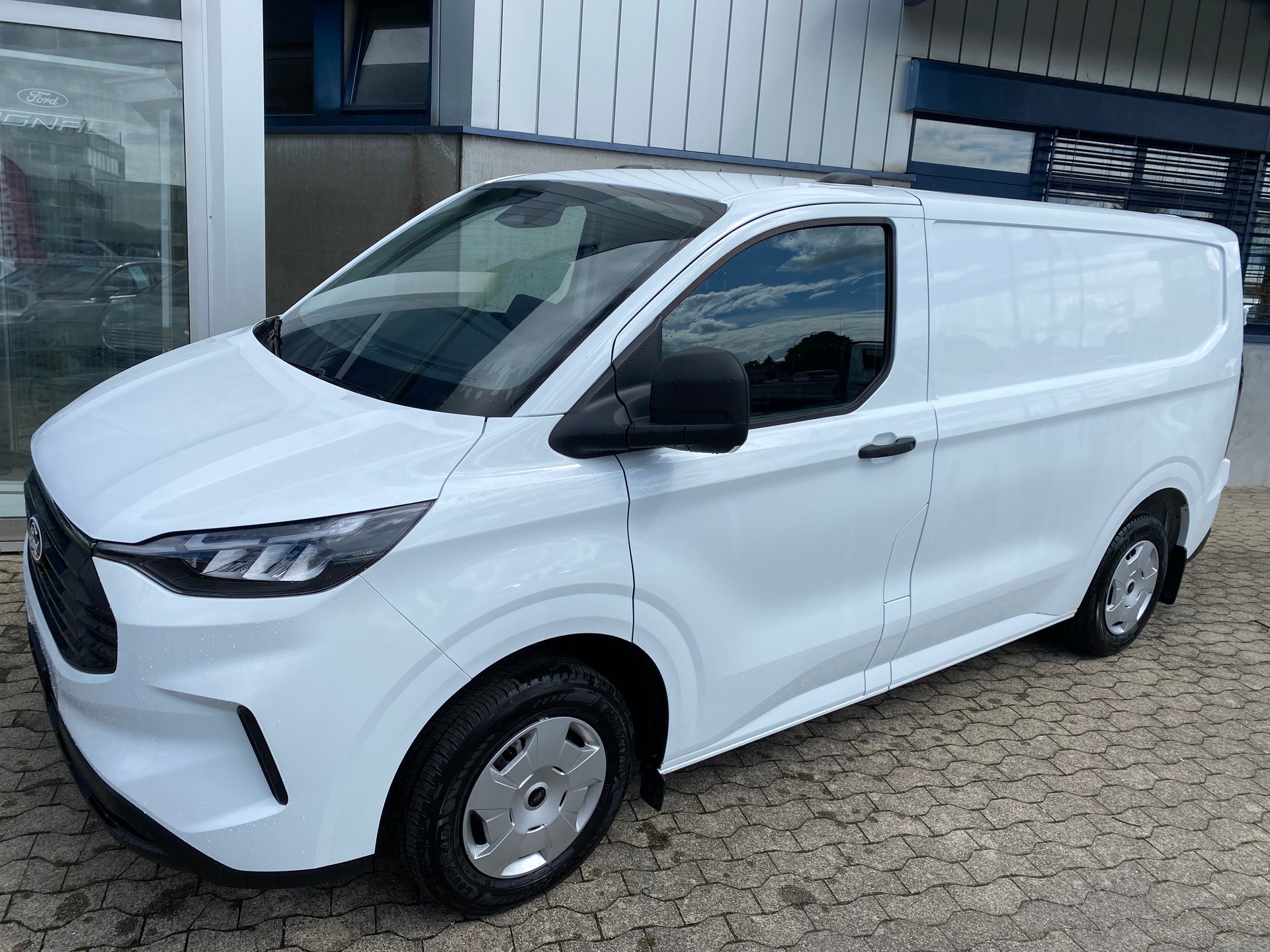 FORD Transit Custom Van 280 L1H1 Trend-image-0