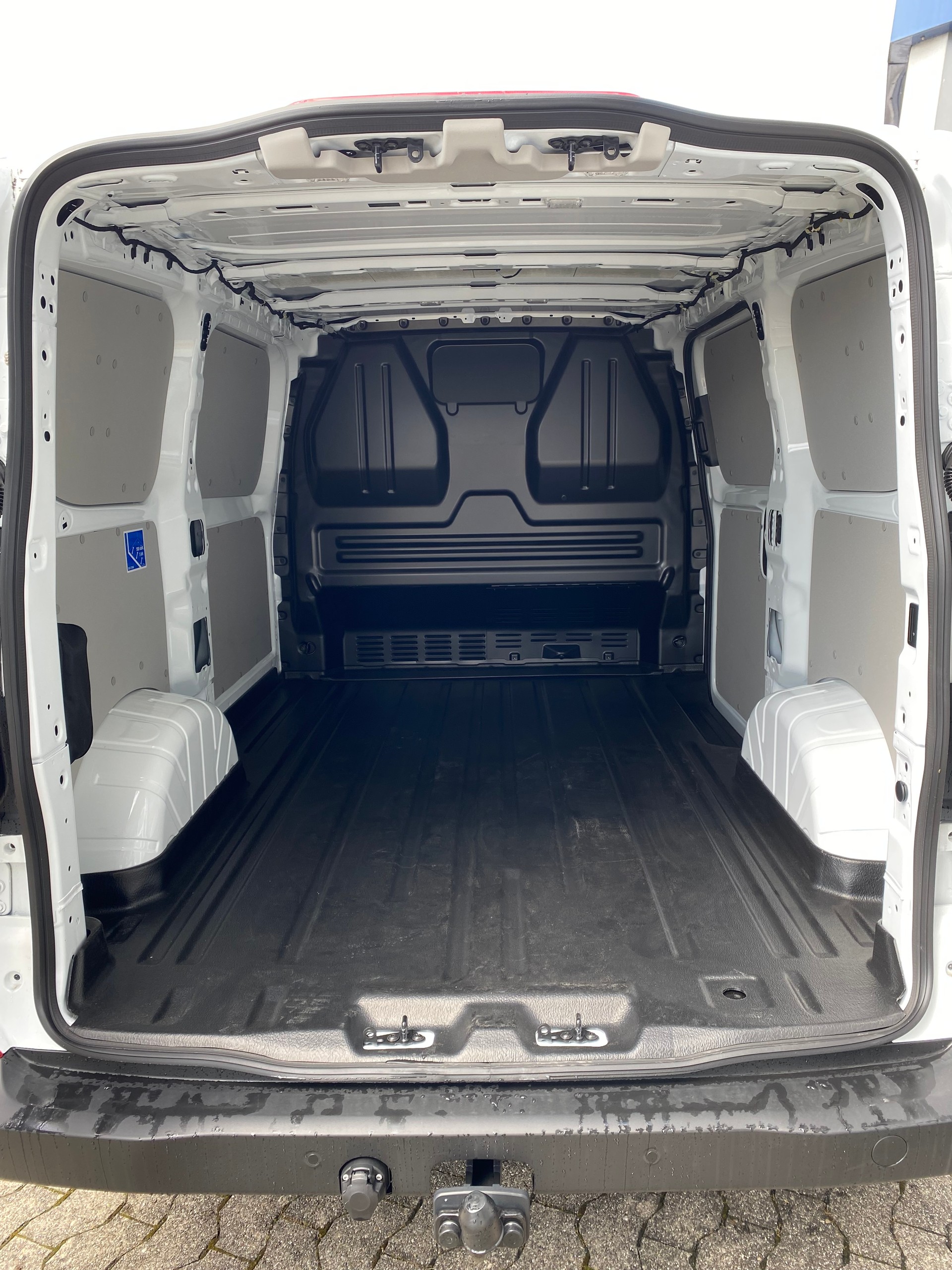 FORD Transit Custom Van 280 L1H1 Trend-image-9