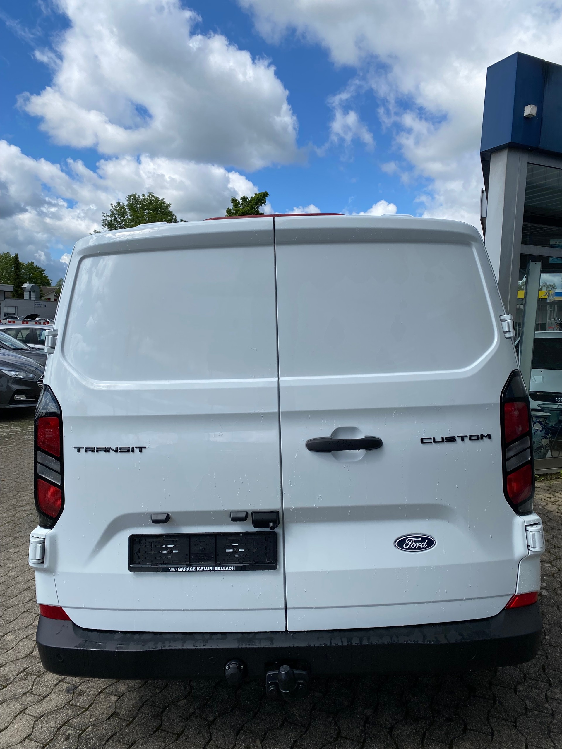 FORD Transit Custom Van 280 L1H1 Trend-image-10