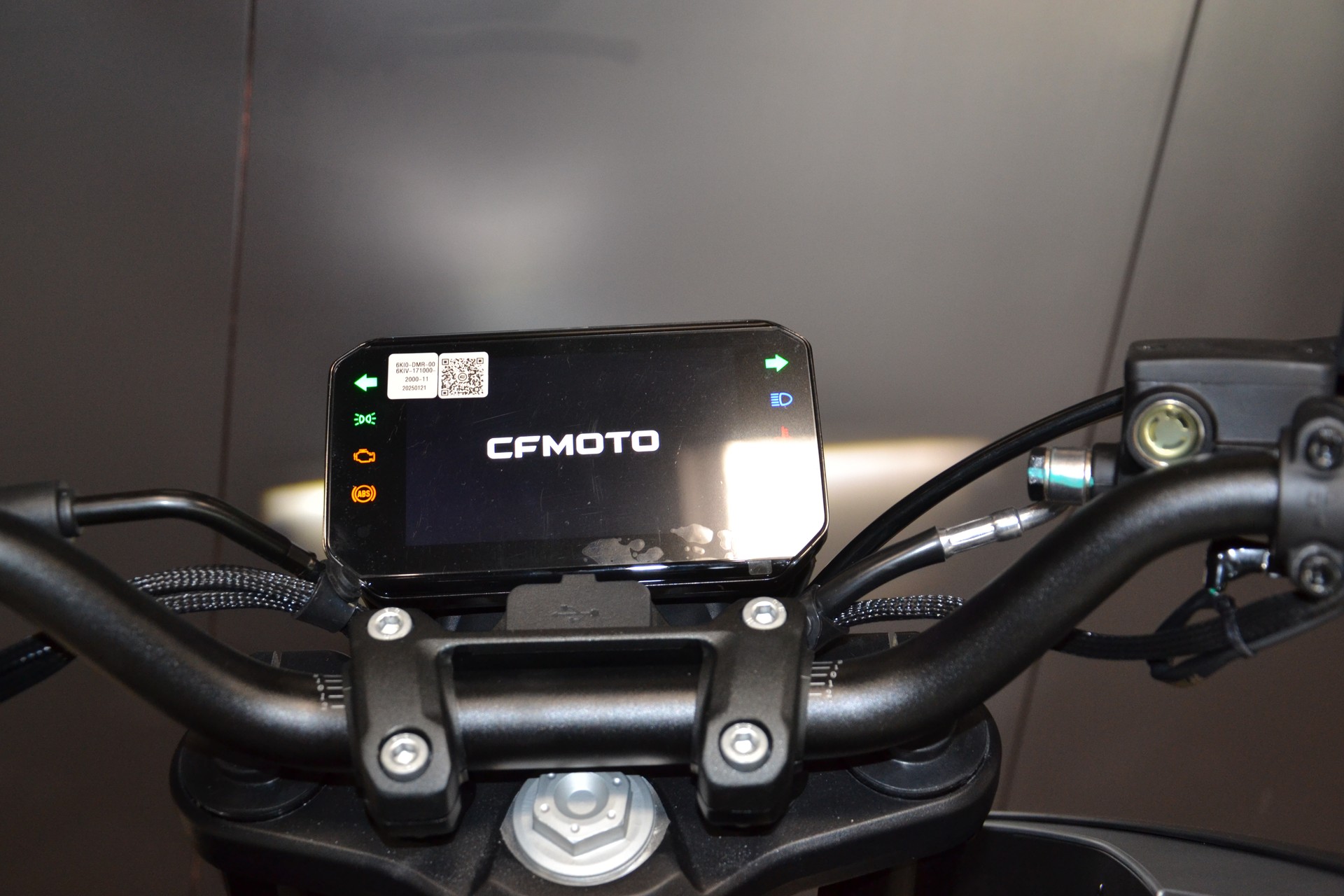 CF MOTO 125 NK-image-4
