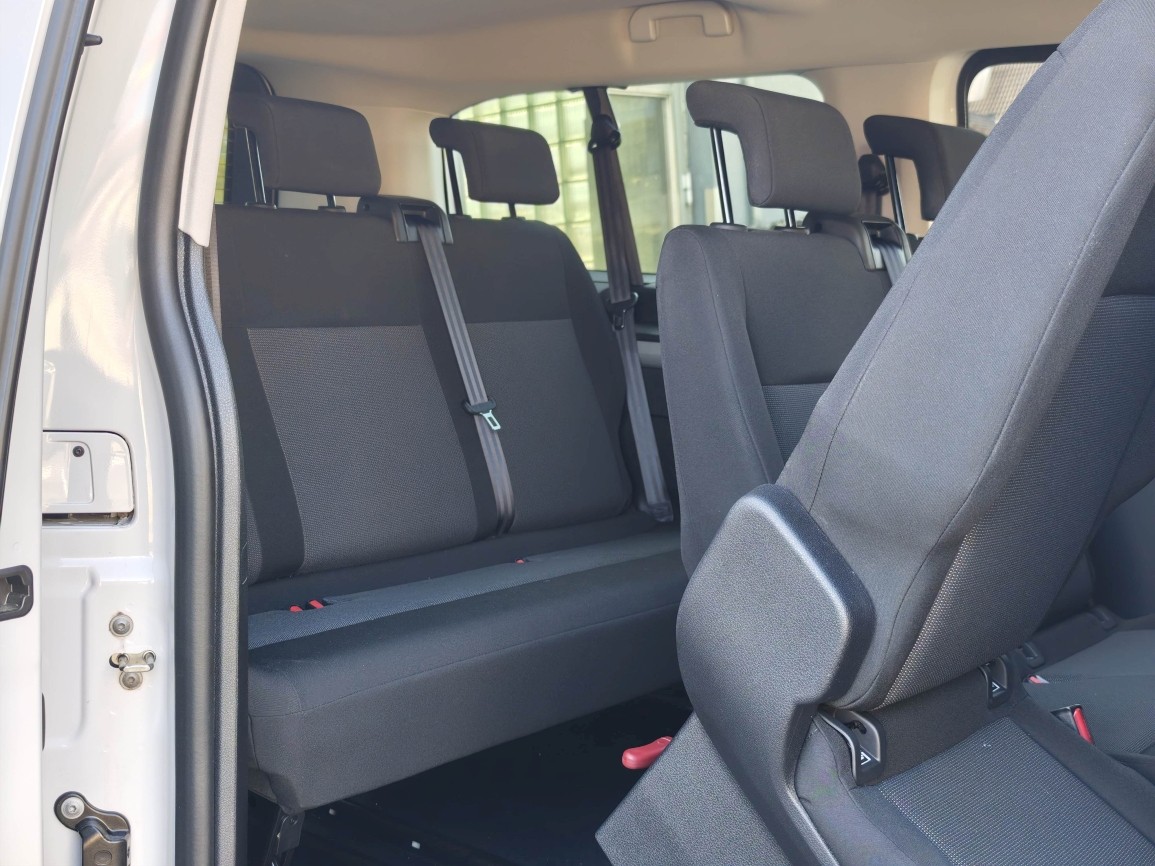 FIAT Scudo Kombi L3 2.0 Multijet 180 Swiss Plus 9-image-4