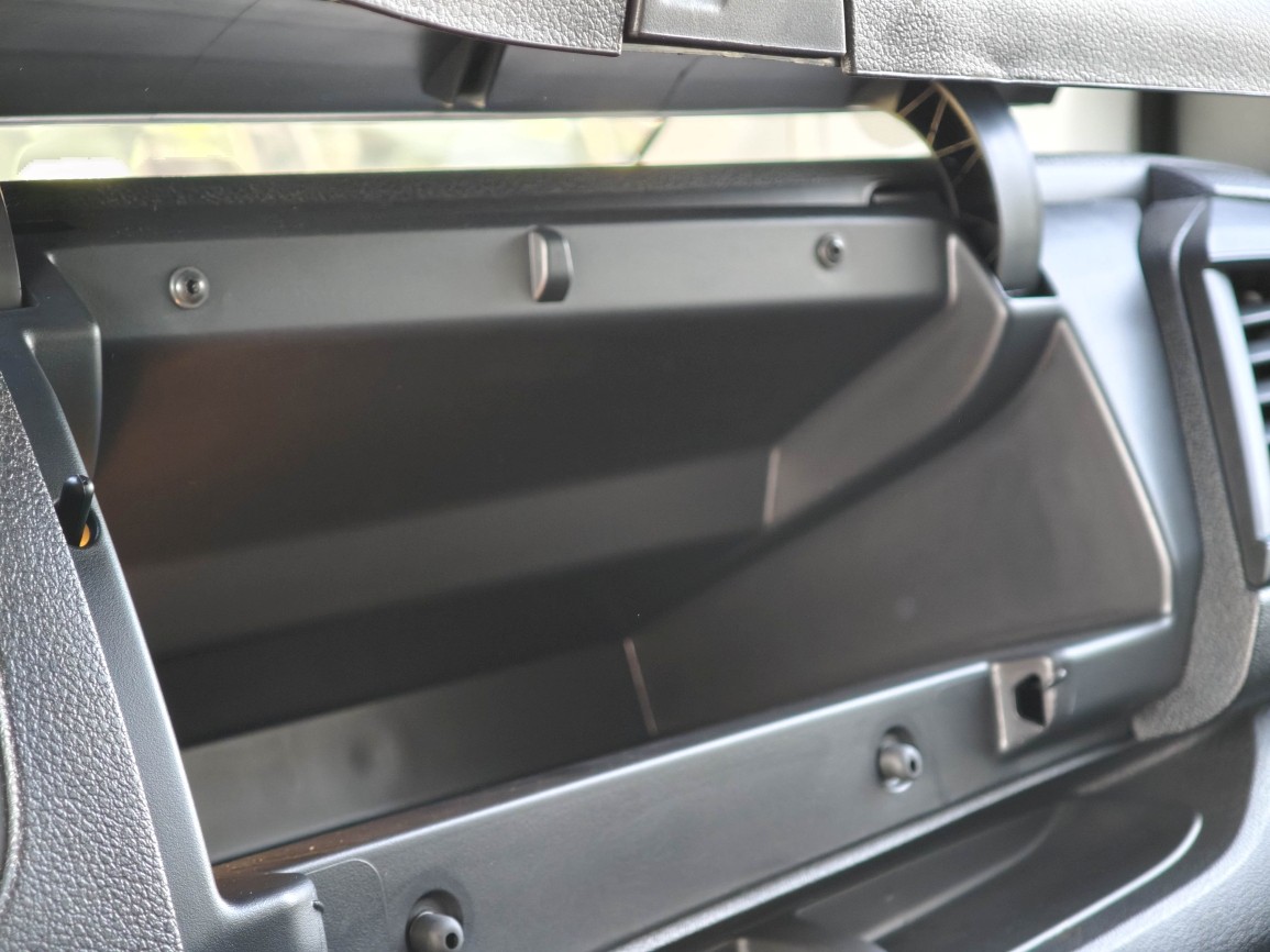 FIAT Scudo Kombi L3 2.0 Multijet 180 Swiss Plus 9-image-15