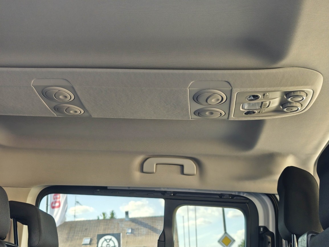 FIAT Scudo Kombi L3 2.0 Multijet 180 Swiss Plus 9-image-6