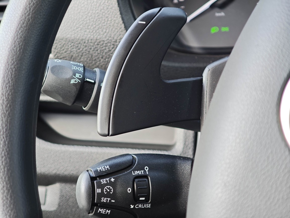 FIAT Scudo Kombi L3 2.0 Multijet 180 Swiss Plus 9-image-5