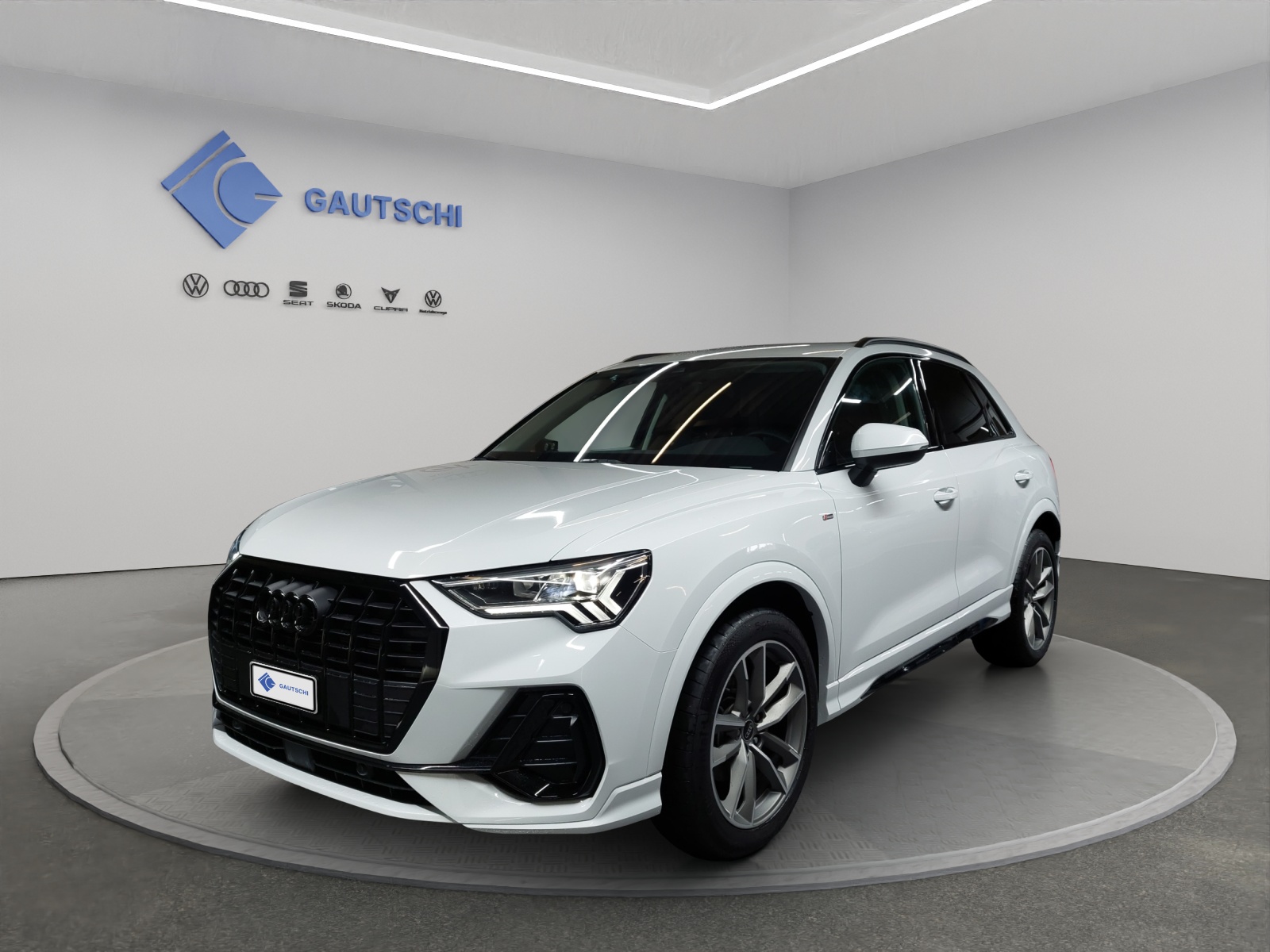 AUDI Q3 35 TDI S line quattro S-tronic-image-0