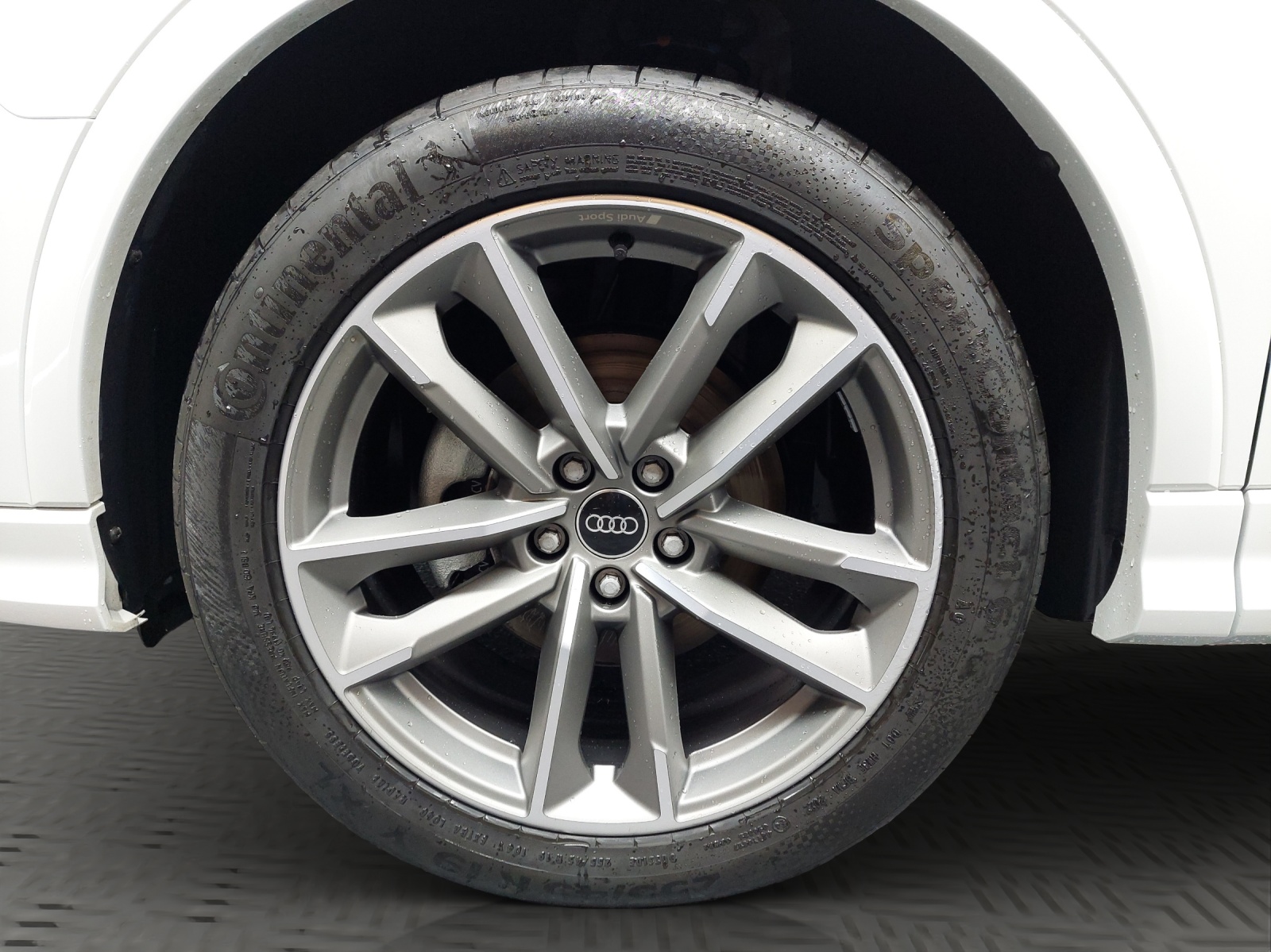 AUDI Q3 35 TDI S line quattro S-tronic-image-11