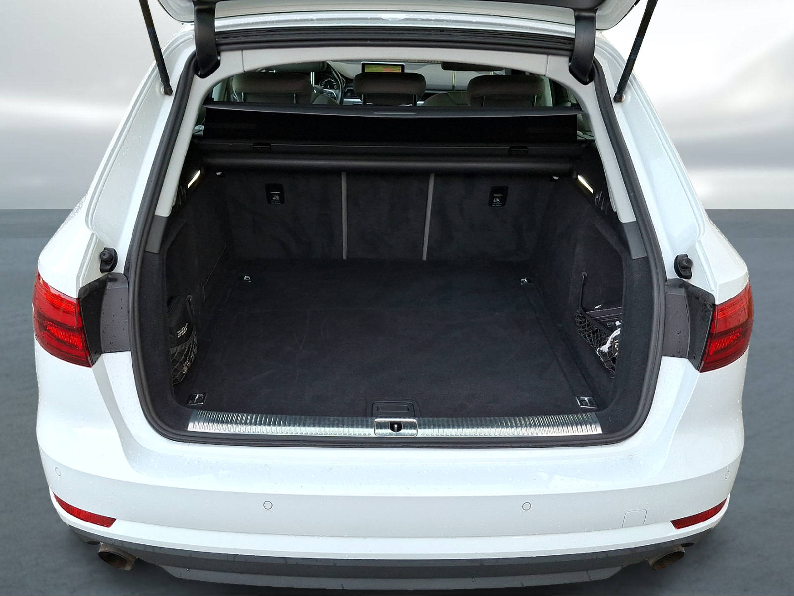 AUDI A4 Avant 2.0 TFSI quattro S-tronic-image-12