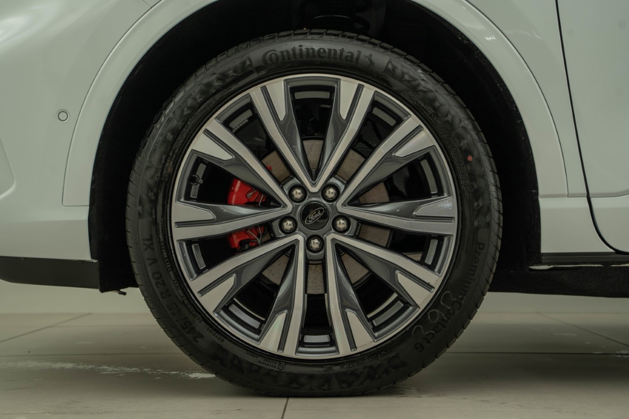 FORD Kuga 2.5 Plug-in Hybrid ST-Line X-image-14