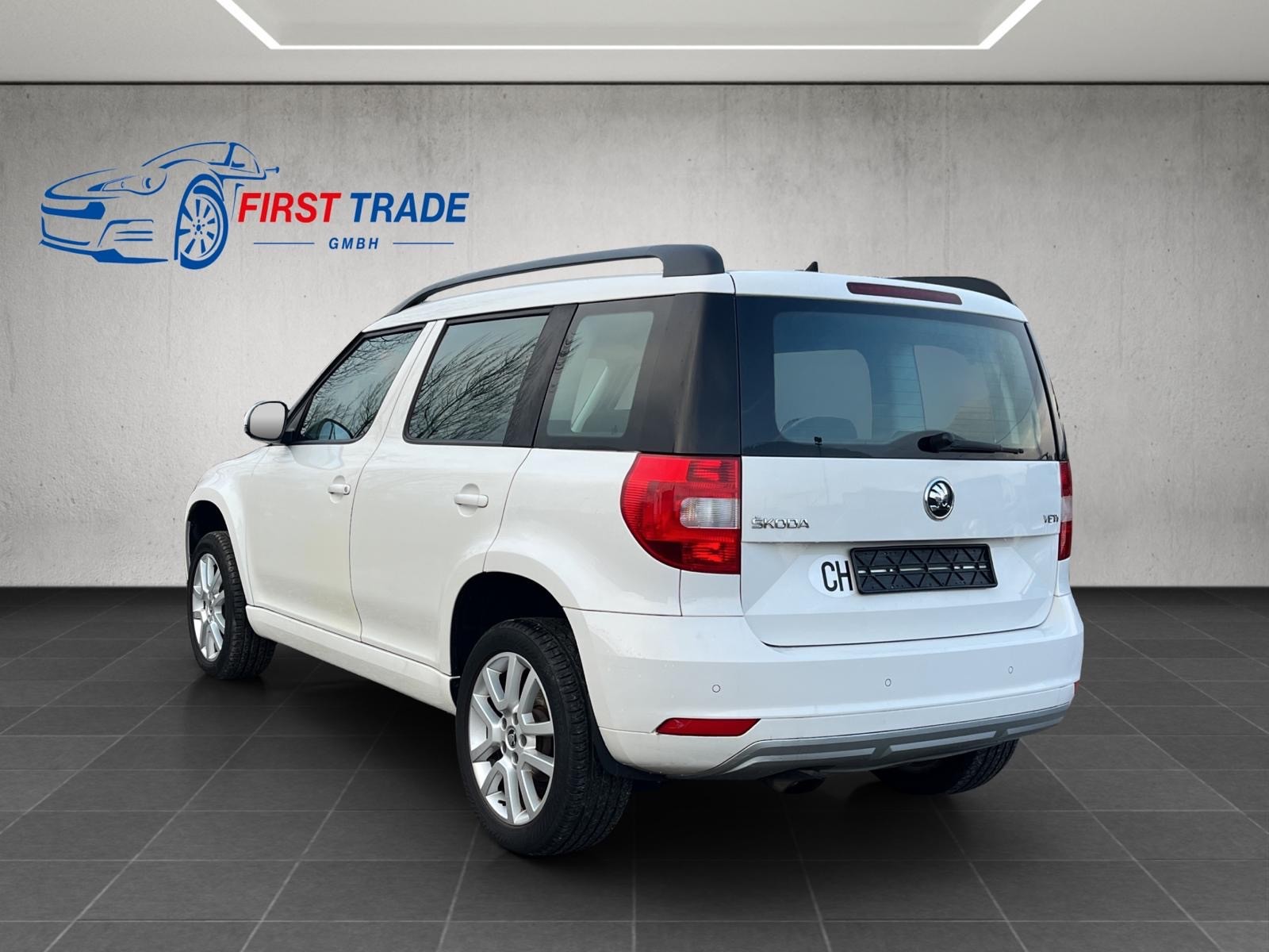 SKODA Yeti 1.2 TSI Active 4x2 DSG-image-6