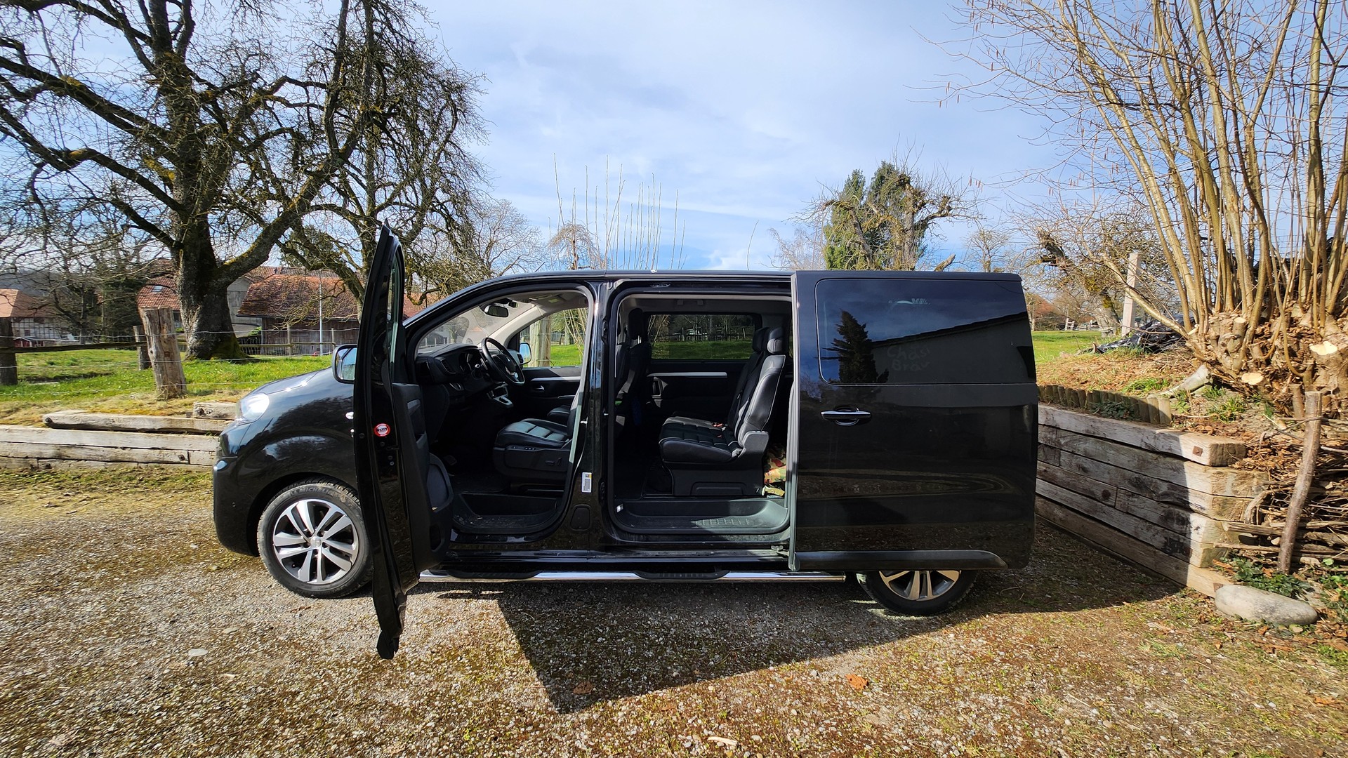 PEUGEOT Traveller 2.0 BlueHDi Allure Standard EAT-image-4