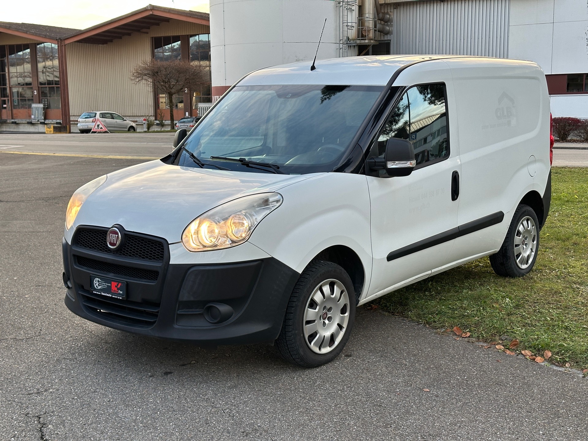 FIAT Doblò 1.4 16V Cargo Swiss-image-2