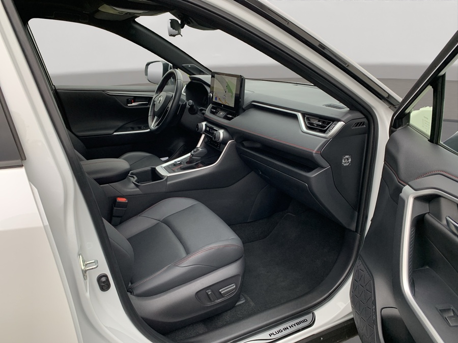 TOYOTA RAV-4 2.5 PHEV Platinum e-CVT 4WD-image-8