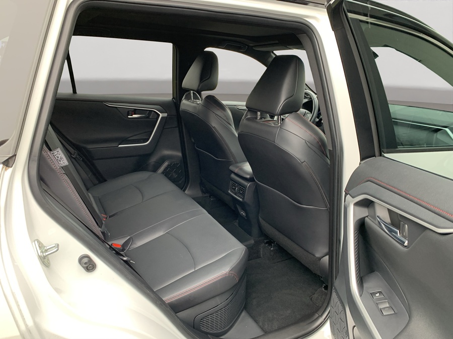 TOYOTA RAV-4 2.5 PHEV Platinum e-CVT 4WD-image-9