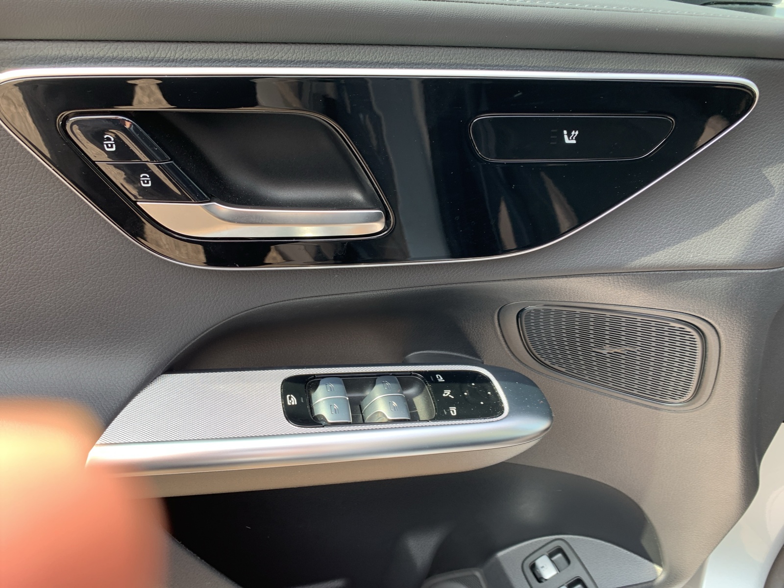 Image MERCEDES-BENZ GLC-300 GLC 300 e 4M 9G-Tronic